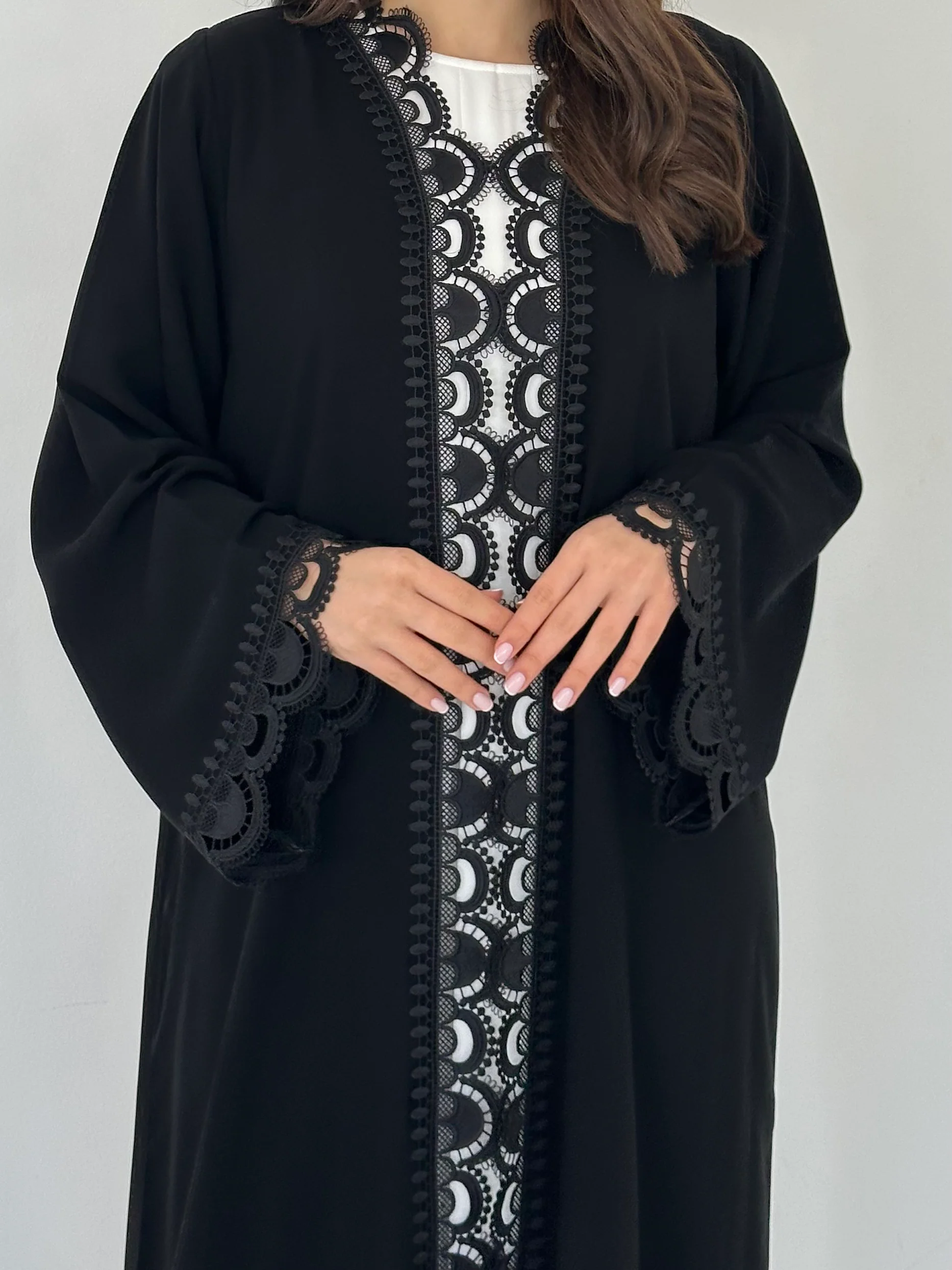 C 2295 Black Lace Abaya - Image 5