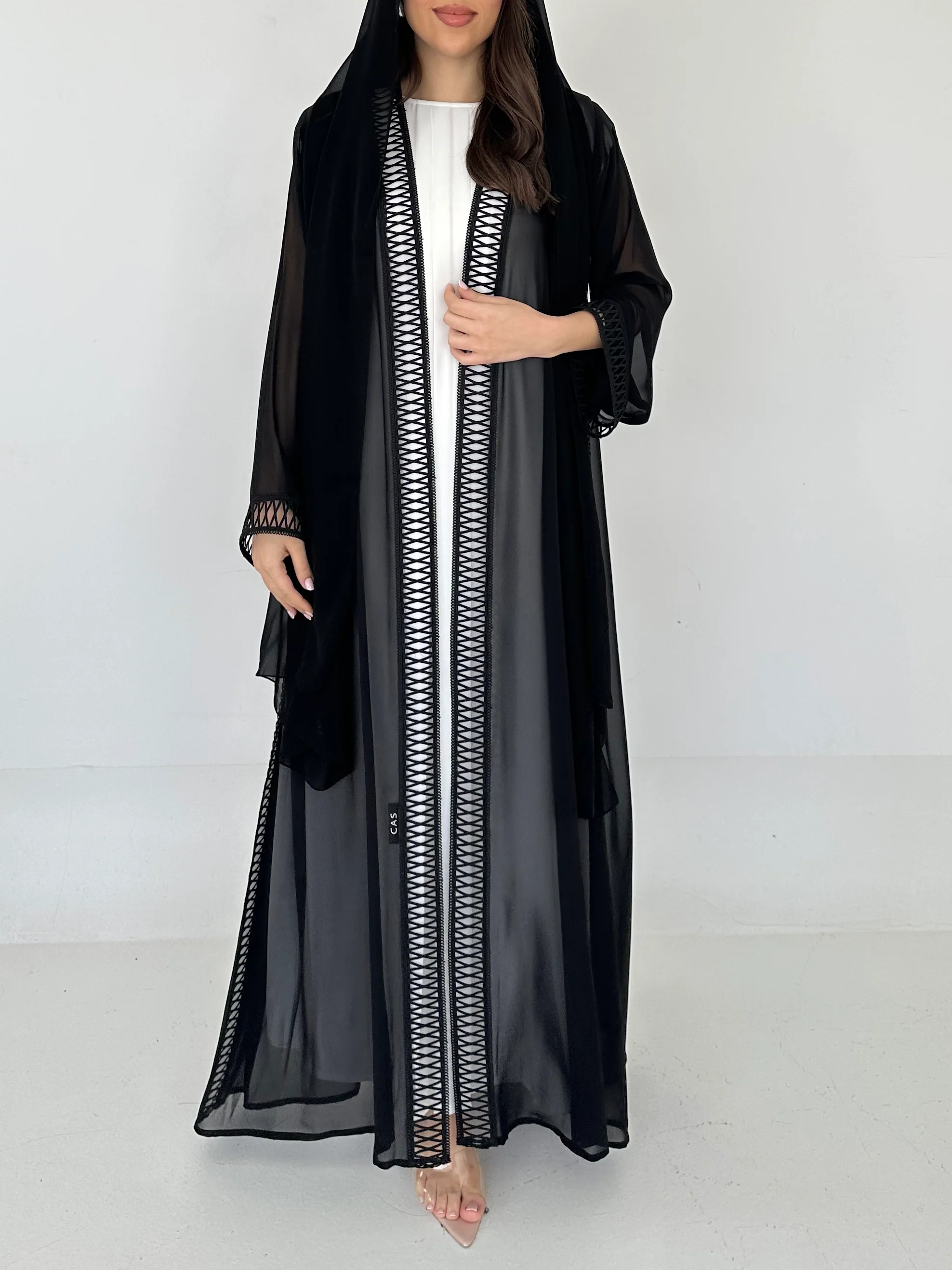 C 2302 Black Lace Abaya - Image 5