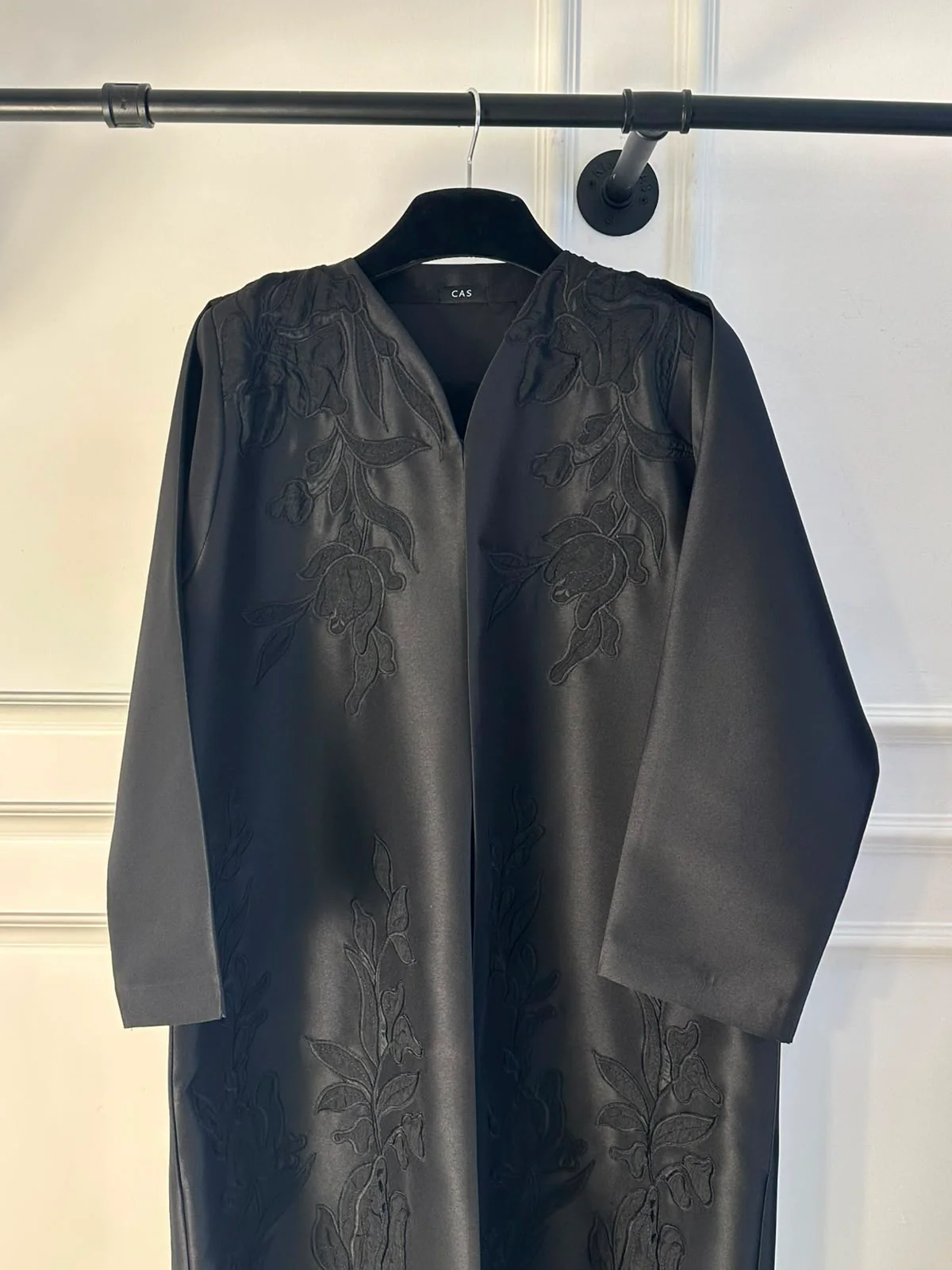 C 2356 Black Embroidered Floral Abaya - Image 3