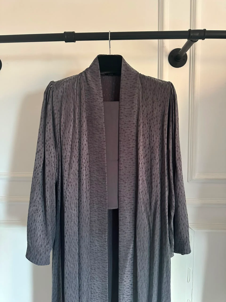 C 2387-01 Premium Grey Dots Abaya - Image 3