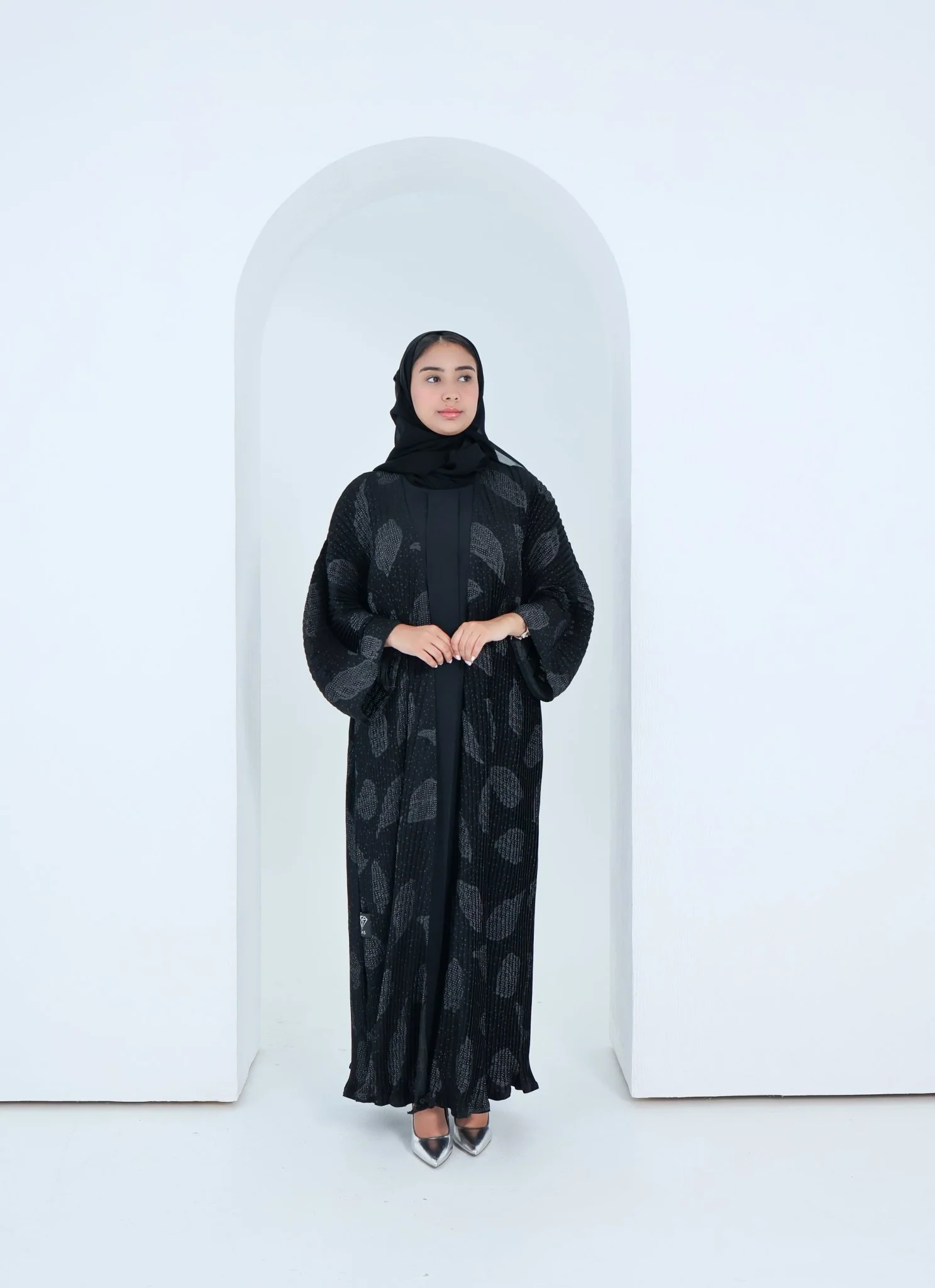 C-2x2-Pleated-Black-Abaya-11 - Image 2