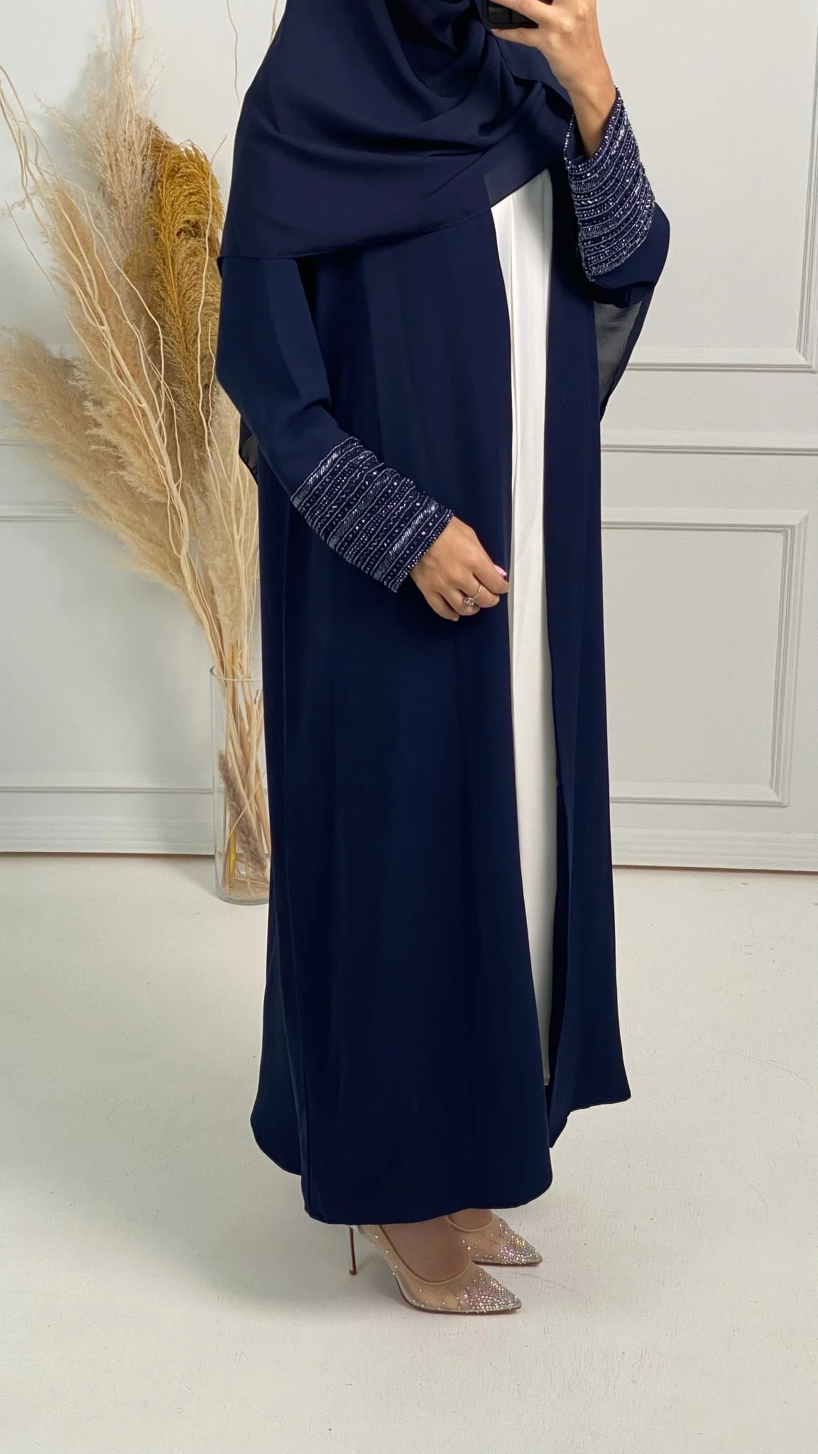 C Blue Bisht Embroidered Cuff Abaya - Image 4