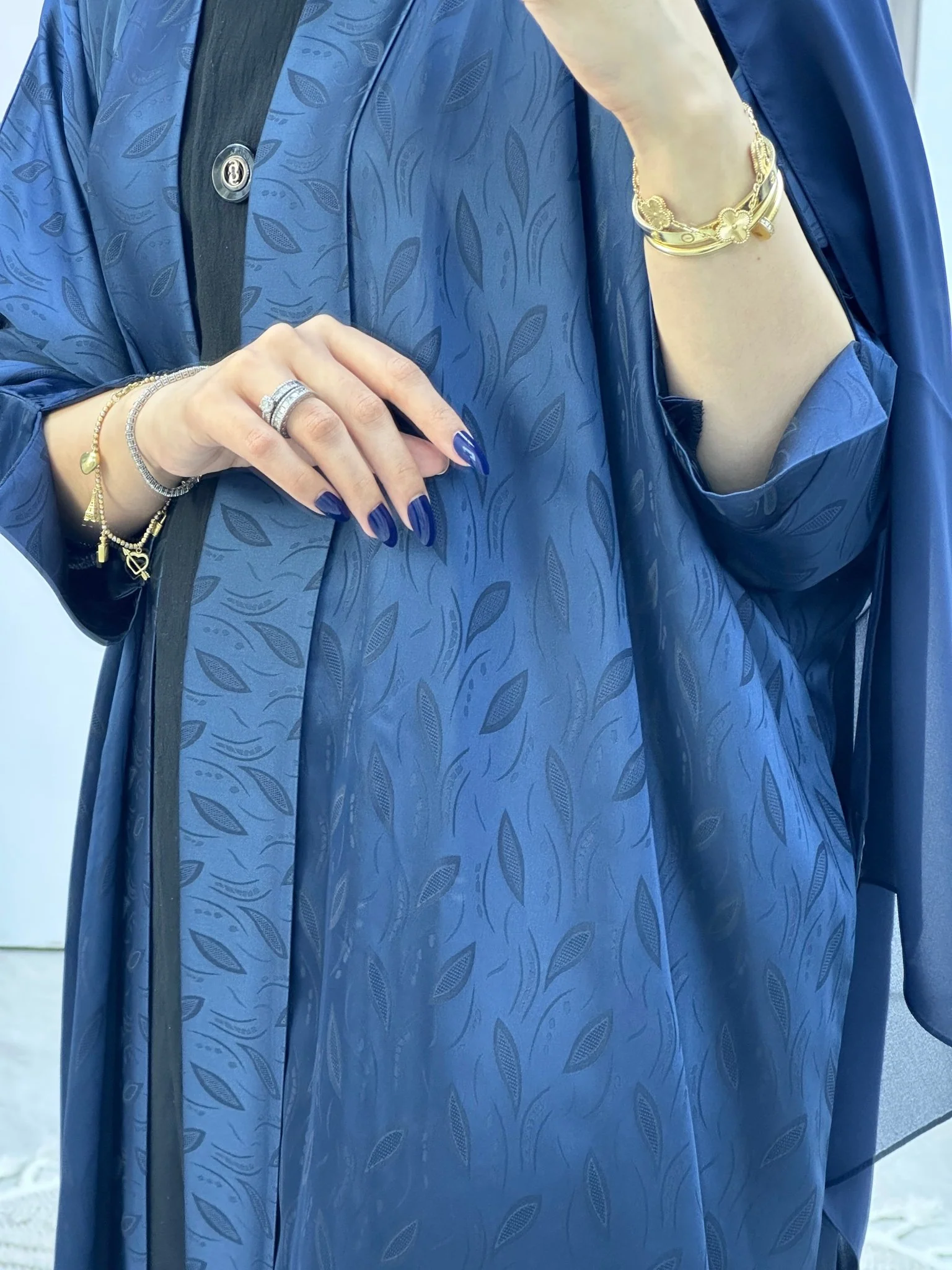 C Blue Leaf Bisht Abaya - Image 7