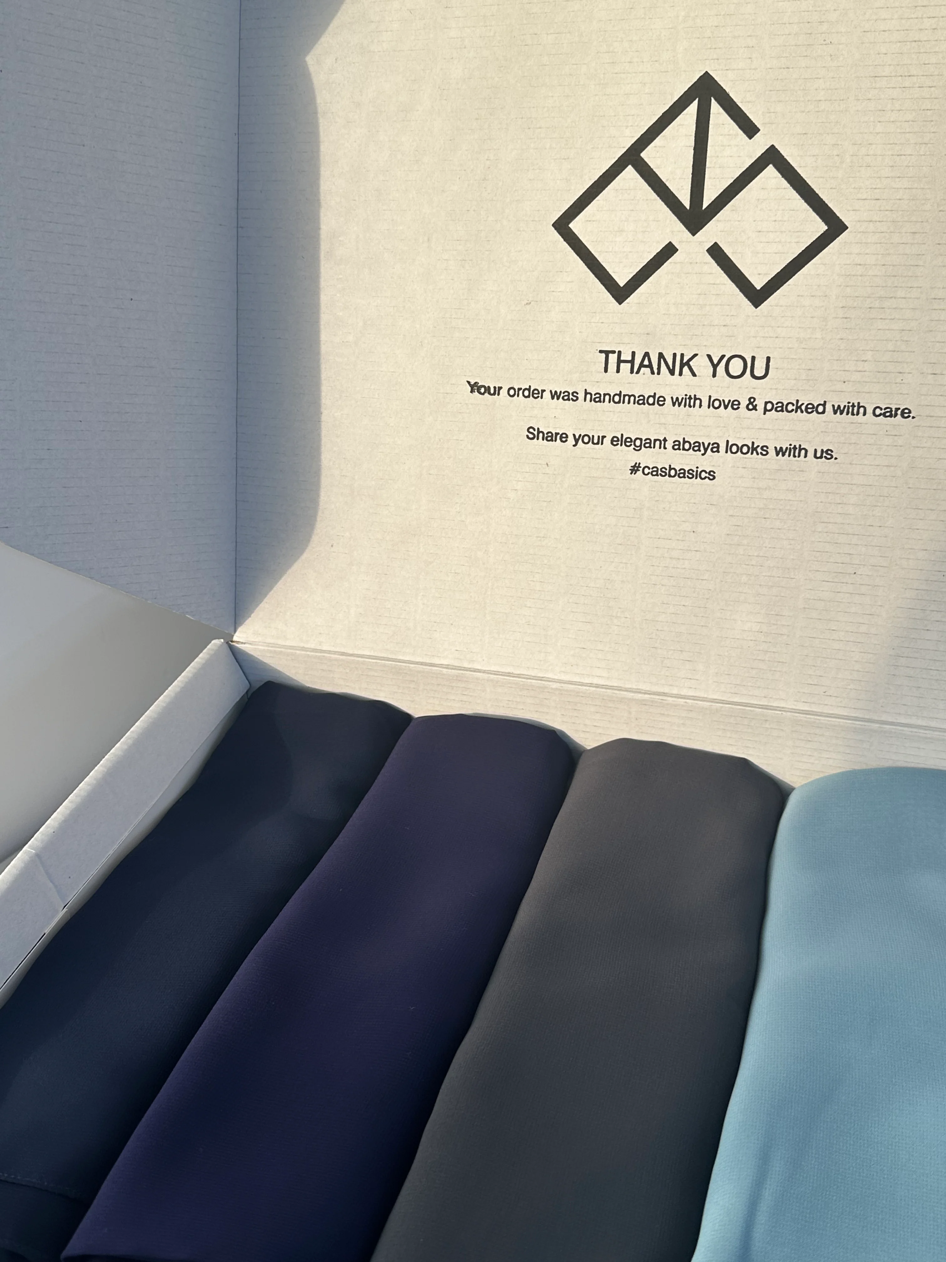 C Blue Sheila Box - Image 3