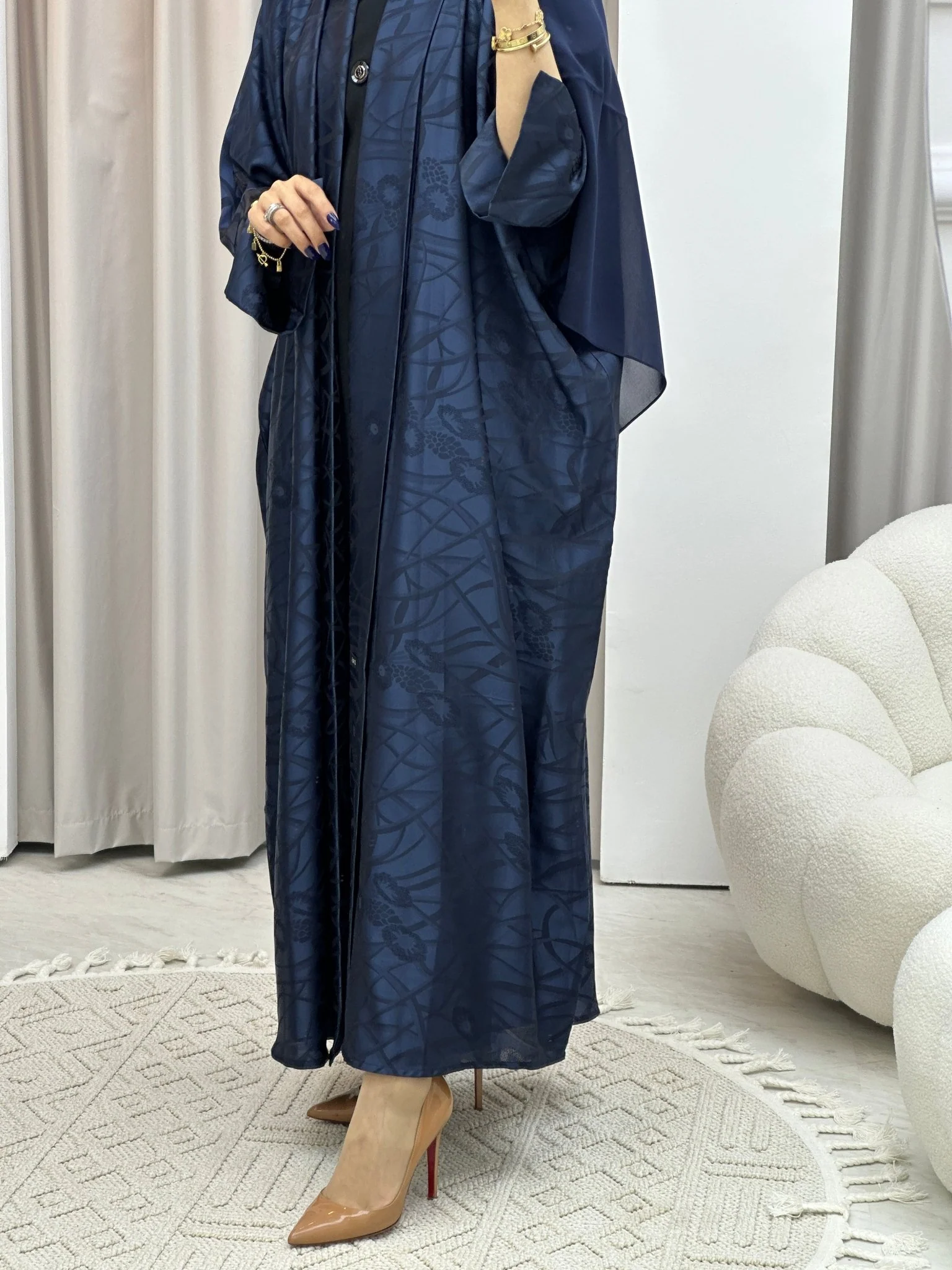 C Blue Swirl Bisht Abaya - Image 4