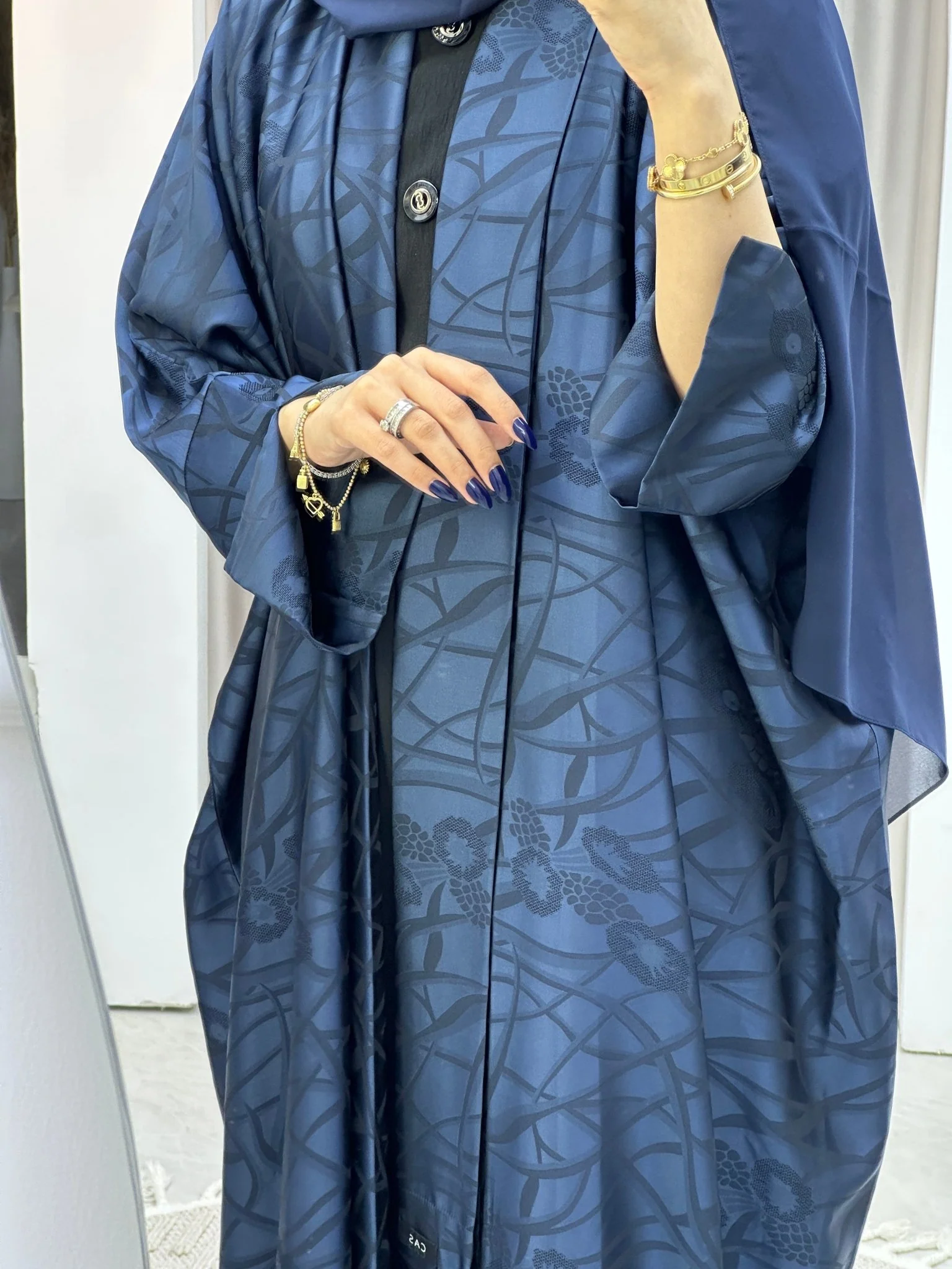 C Blue Swirl Bisht Abaya - Image 5