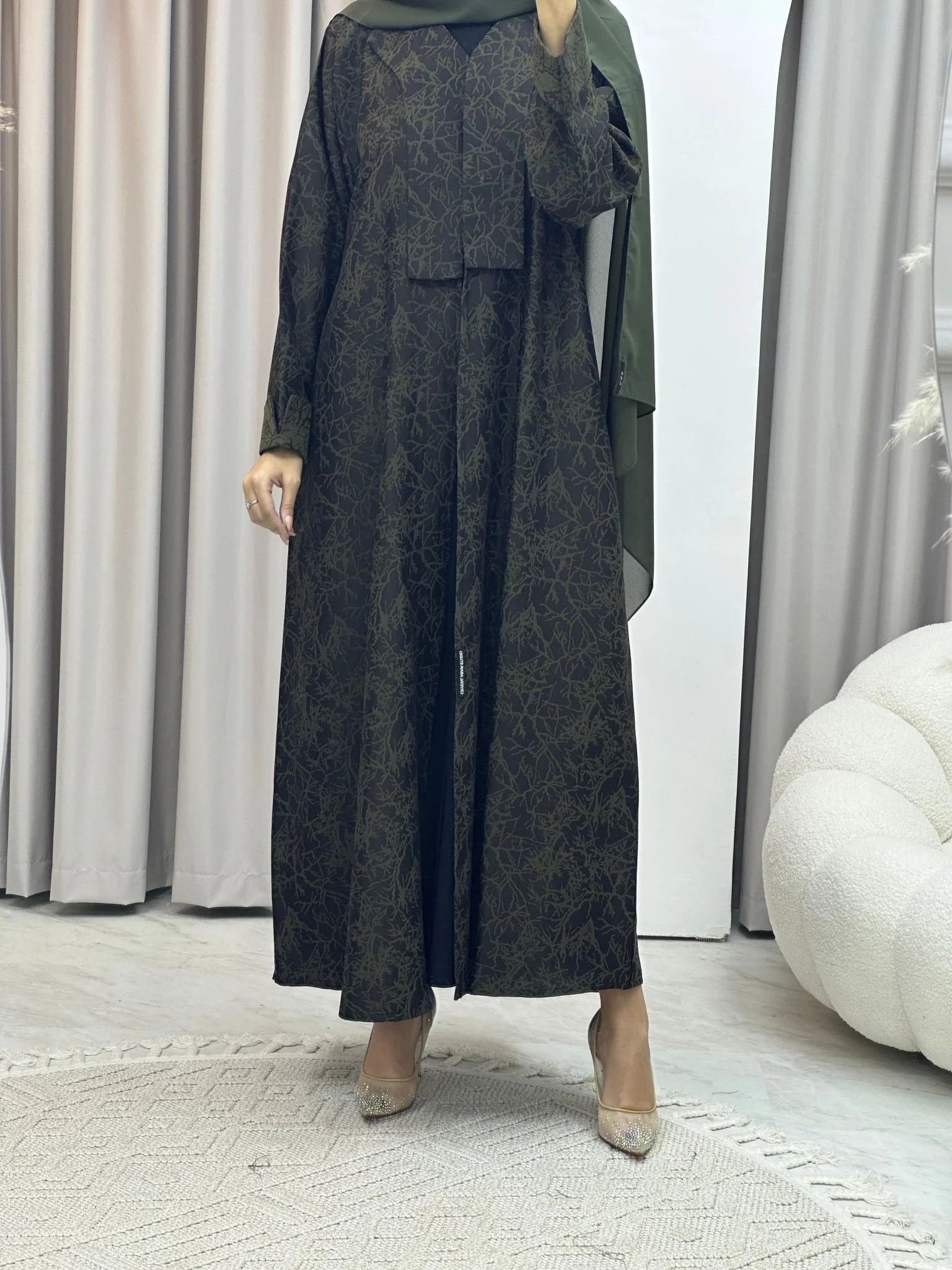 C Branch Winter Green Coat Abaya - Image 5