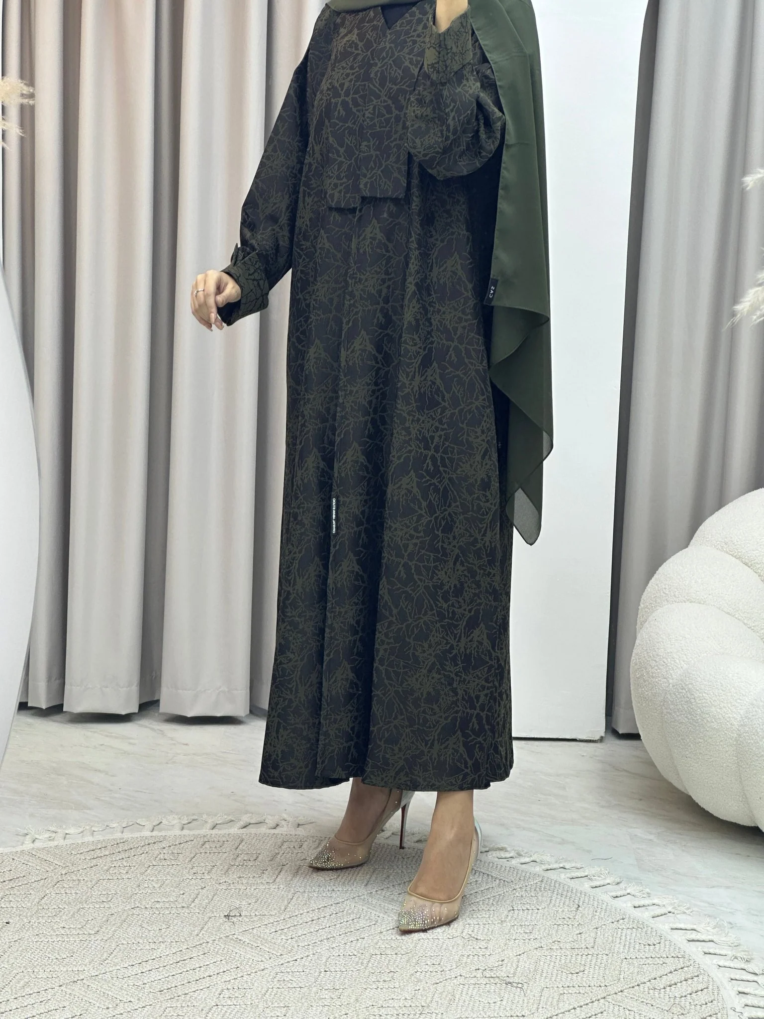 C Branch Winter Green Coat Abaya - Image 7