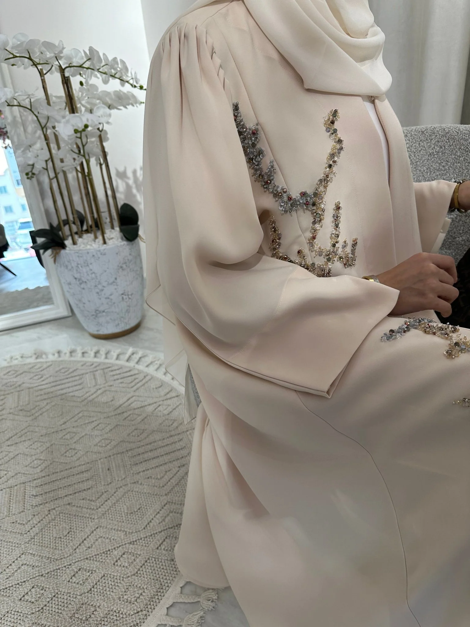 C Cream Beaded Eid Abaya - Image 10
