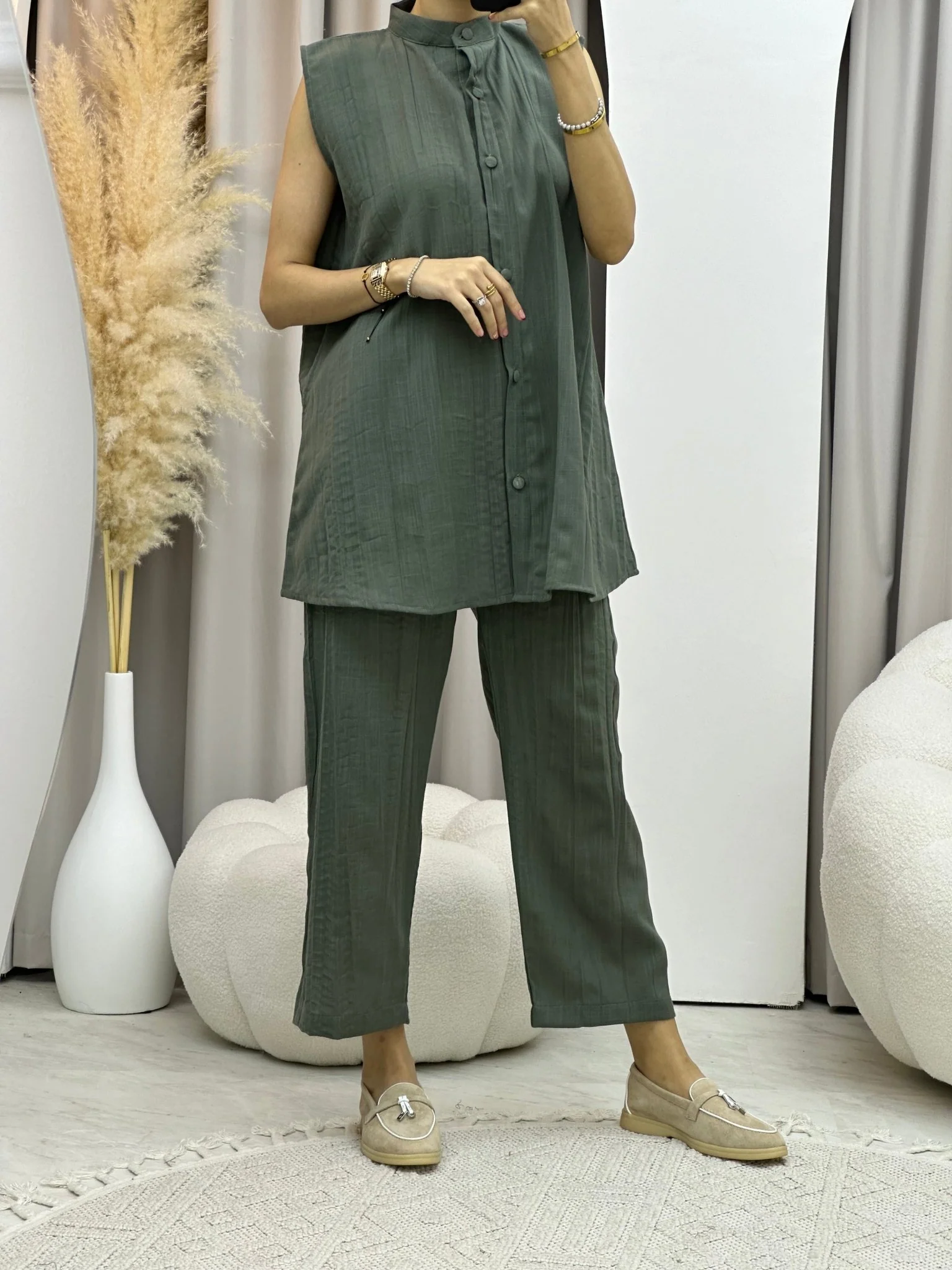C Green Pleated Linen Inner Set - Image 5