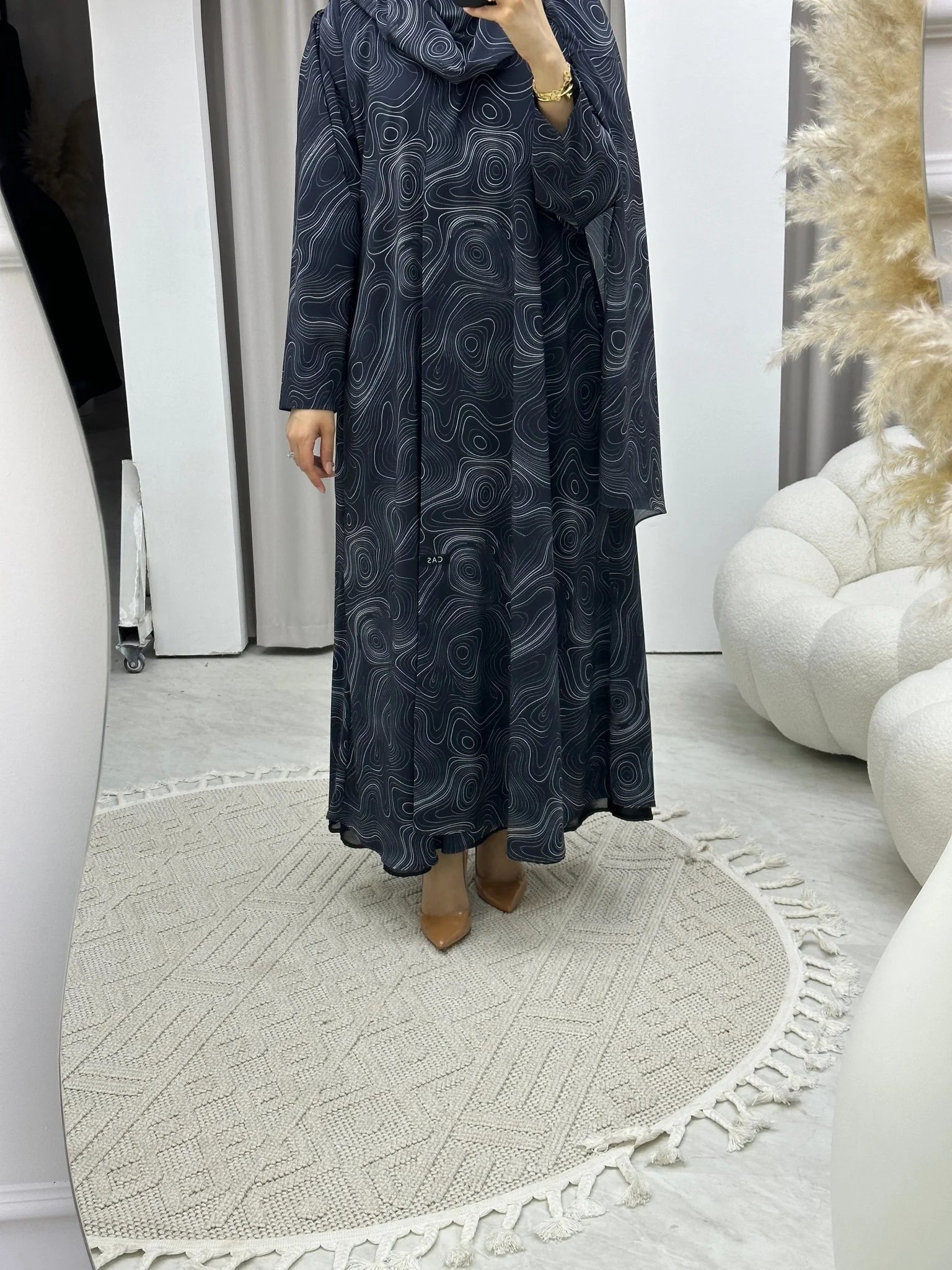 C Italian Marble Crepe Blue Abaya - Image 6
