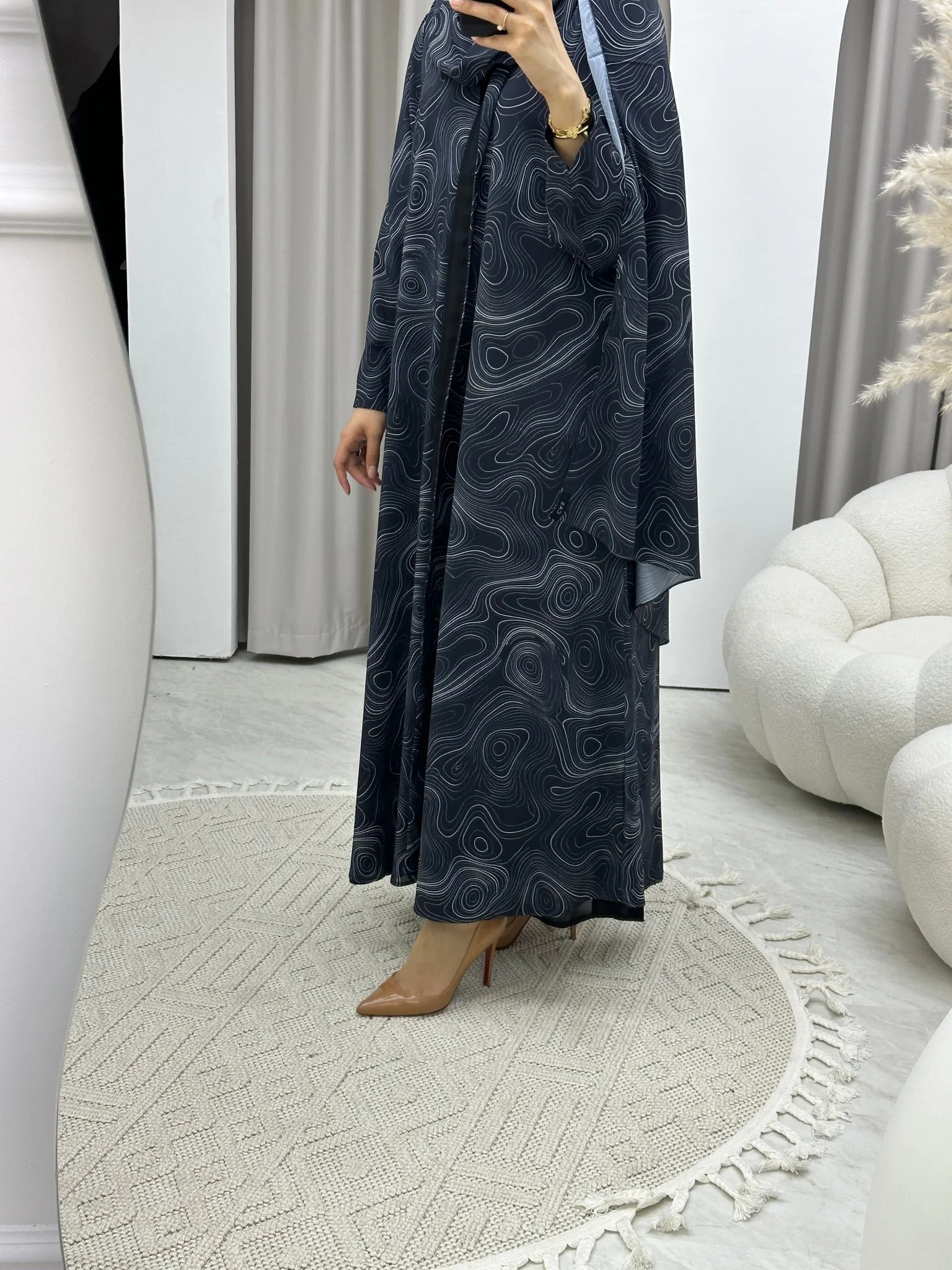 C Italian Marble Crepe Blue Abaya - Image 8