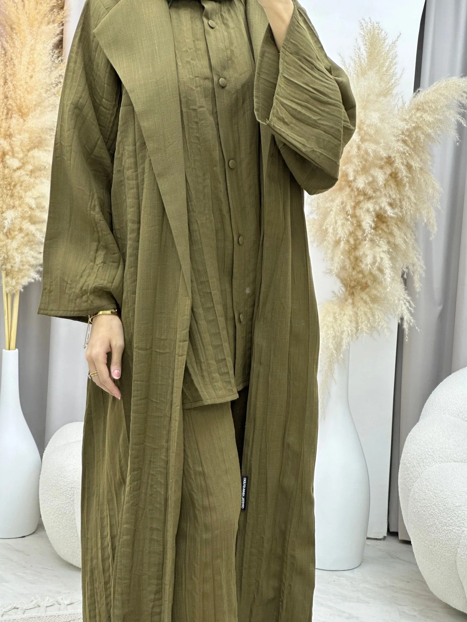 C 0008-03 Olive Green Summer Pleated Linen Travel Set - Image 8