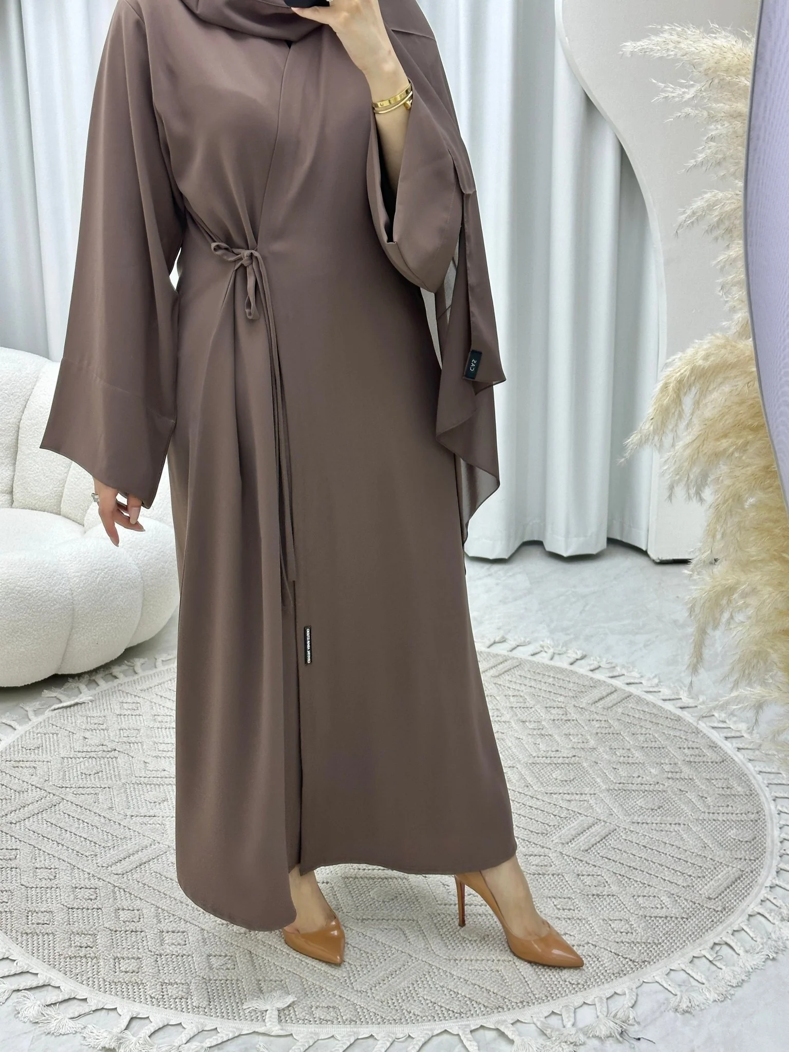 C Overlap TieKnot Brown Abaya - Image 4