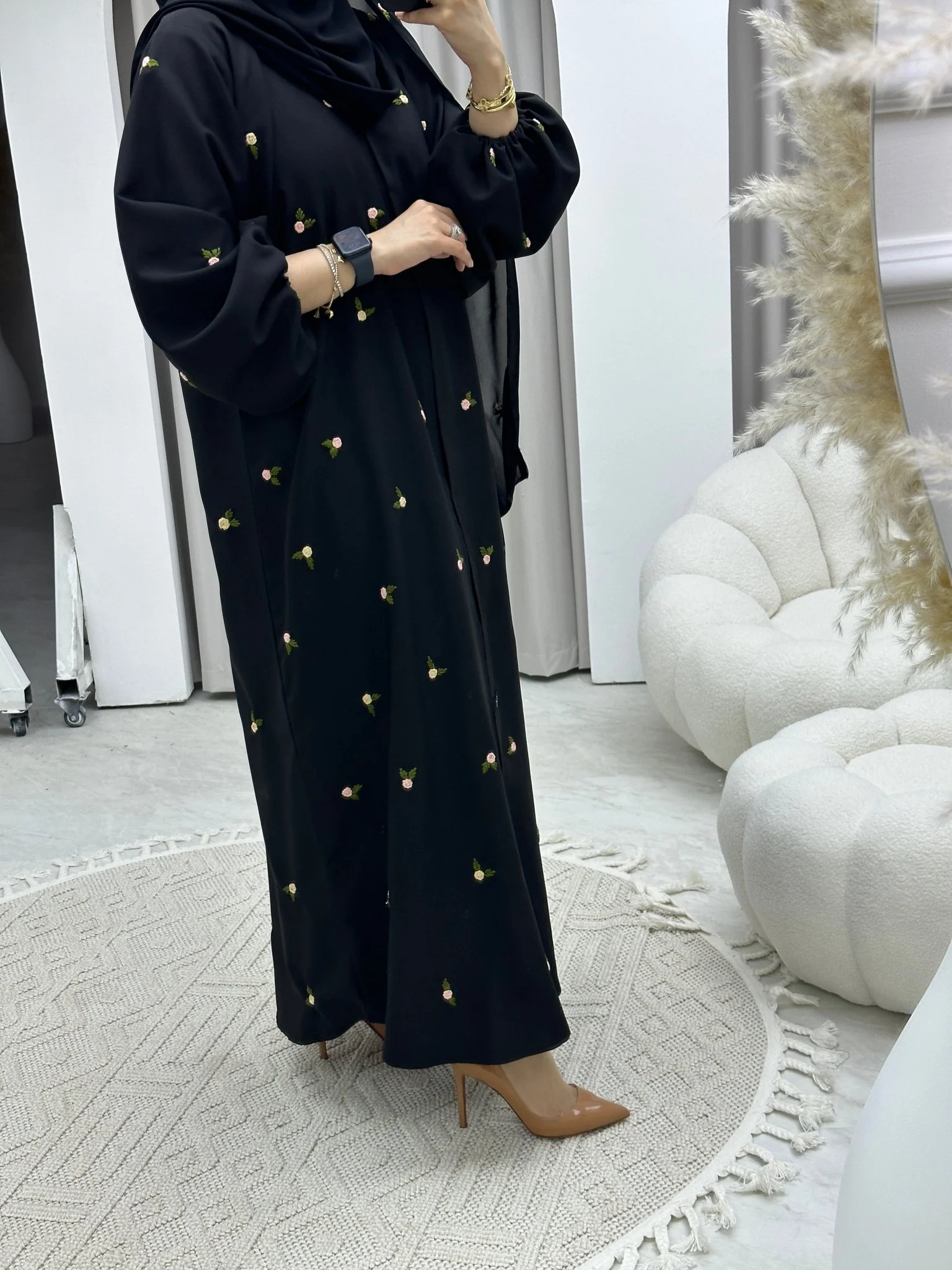 C Peach Pink Rose Abaya - Image 3