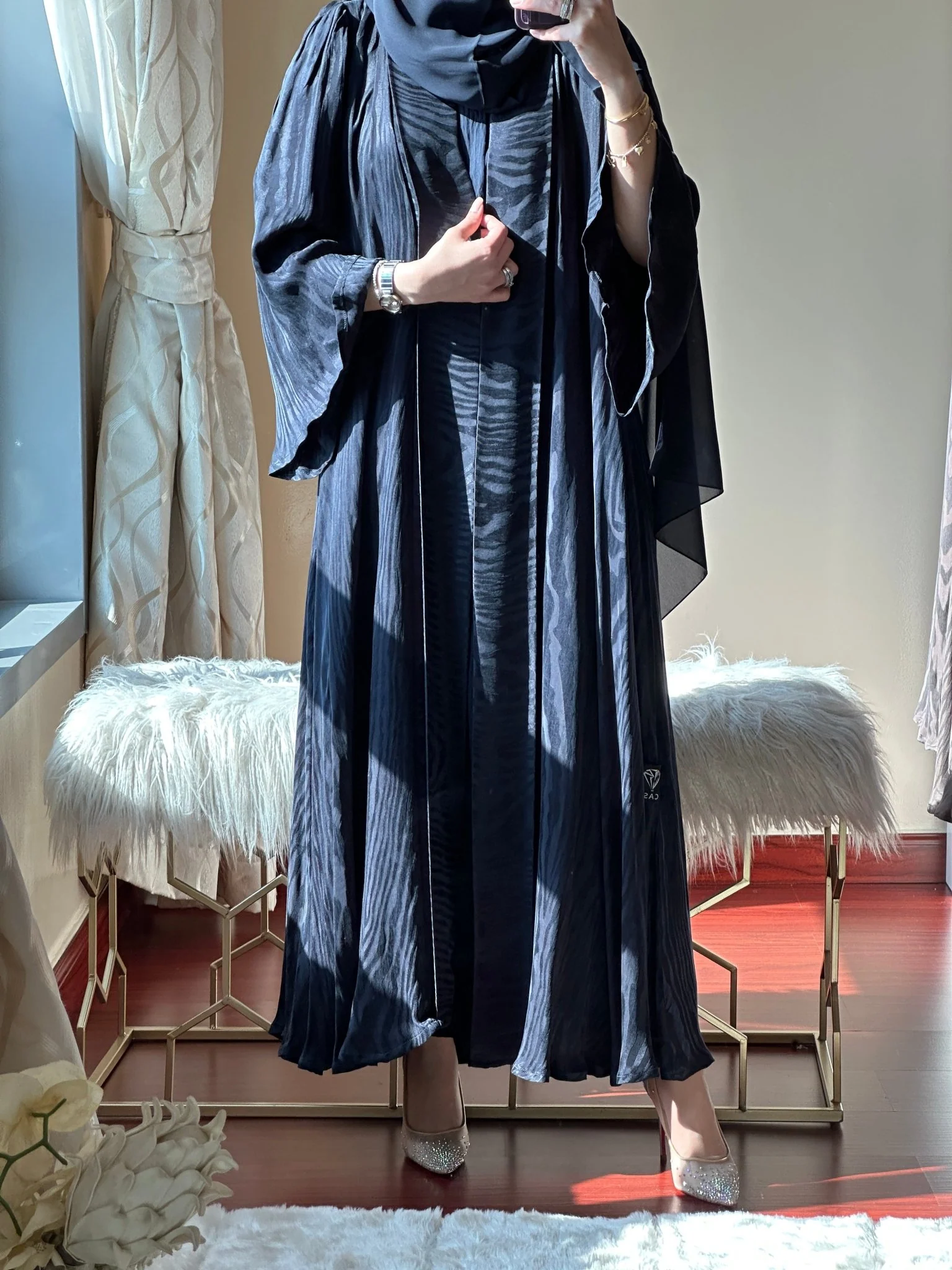 C-Printed Blue Jacquard Abaya - Image 6