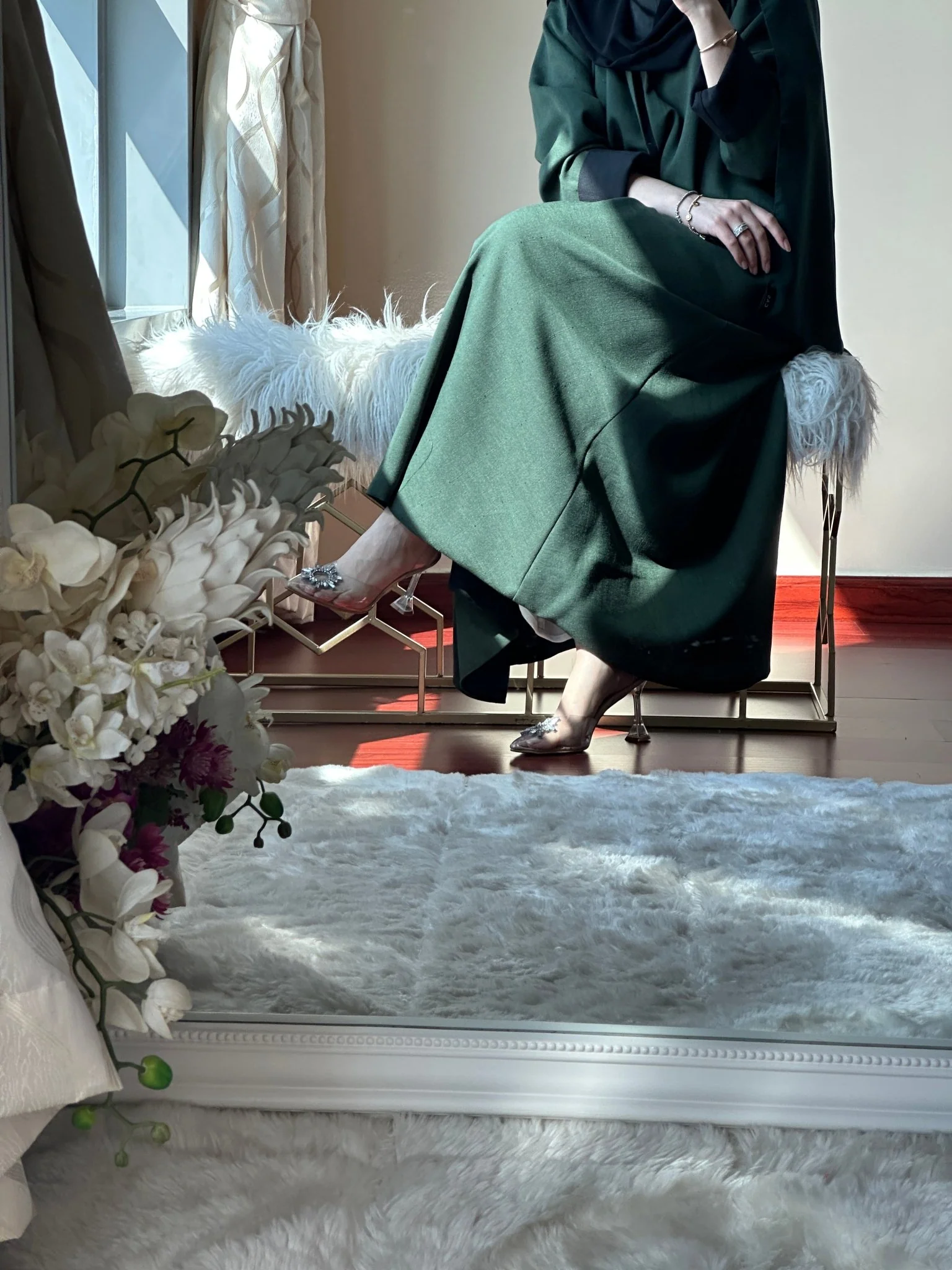 C-Reversible-Black-Green-Linen-Abaya - Image 9