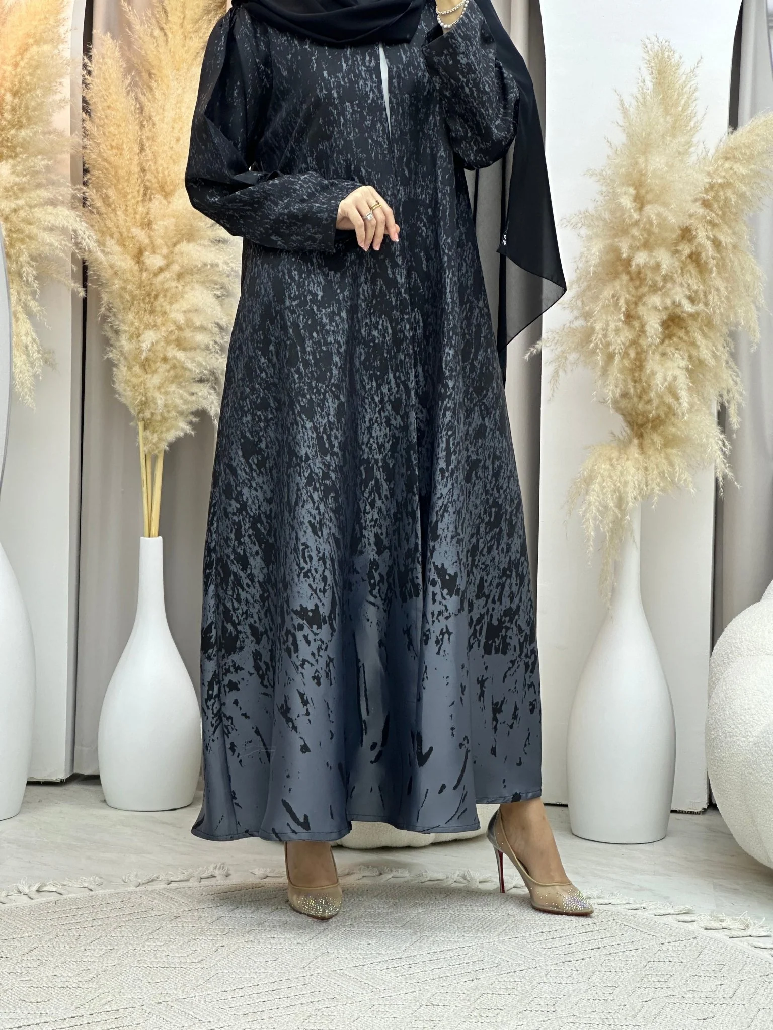 C 0001-02 Grey Eid Kloosh Abaya - Image 3