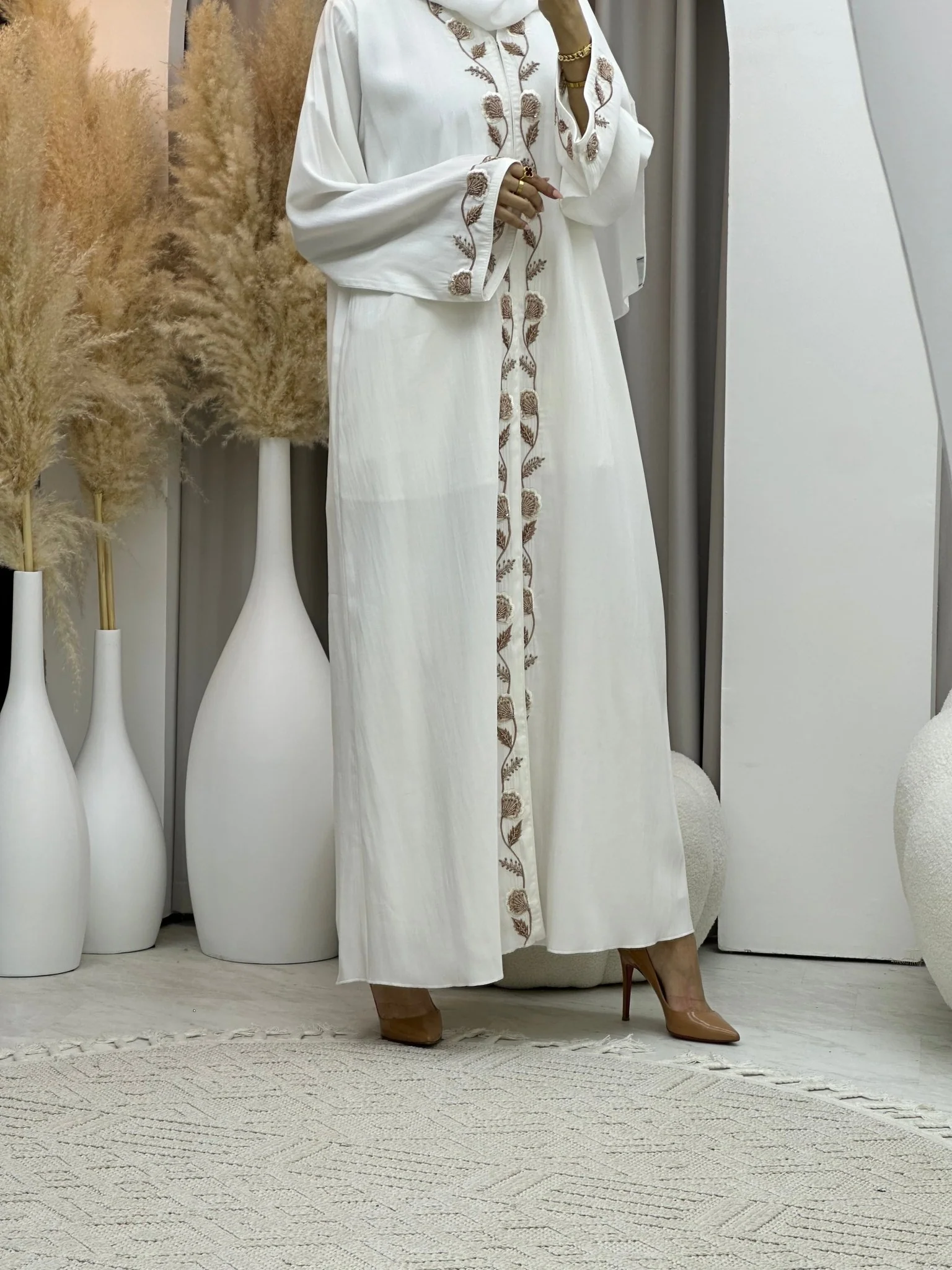C RTW 0079 White Lace Abaya - Image 8