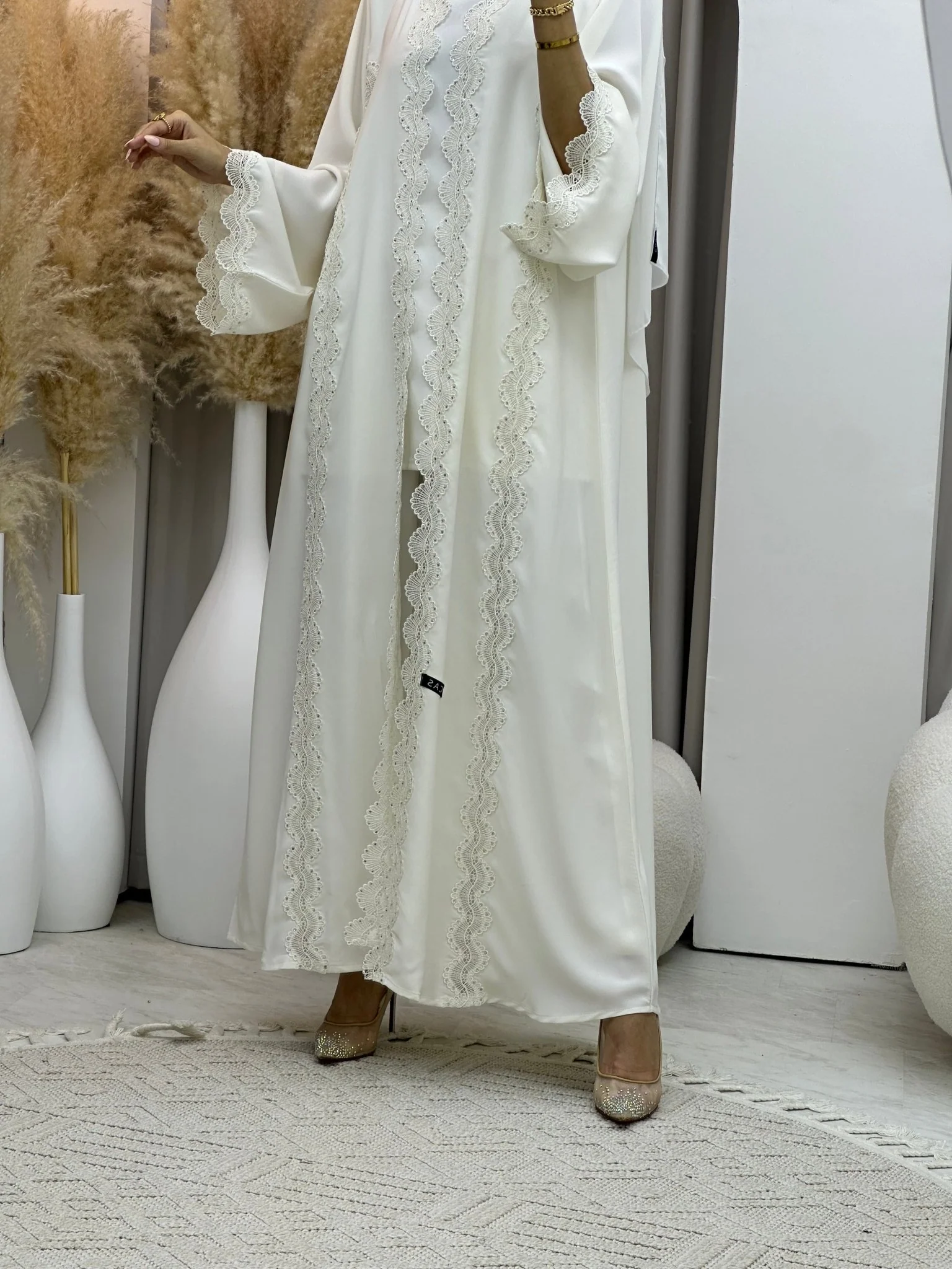 C RTW 0081 White Lace Abaya - Image 5