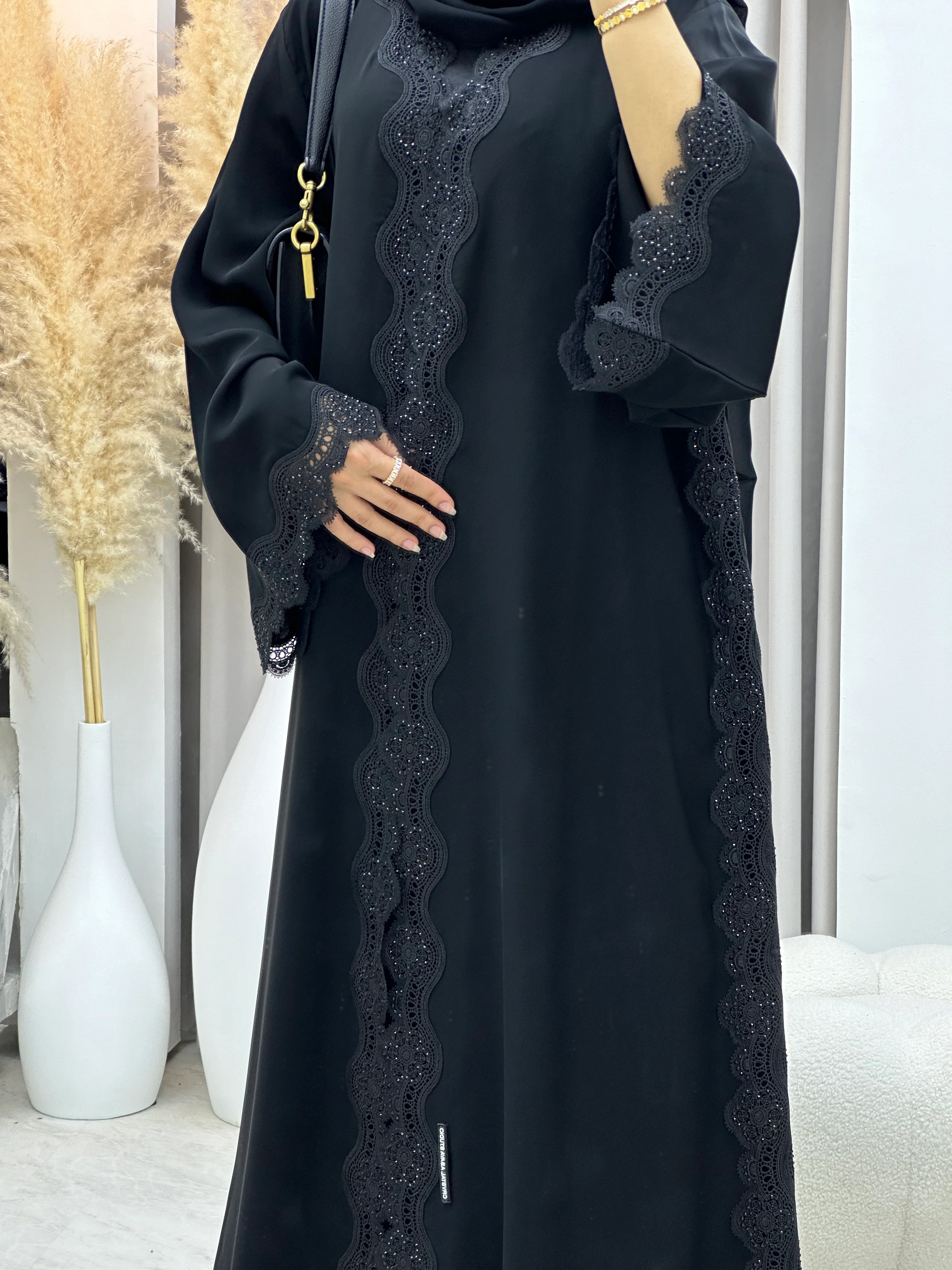 C RTW 0094 Black Lace Abaya - Image 3