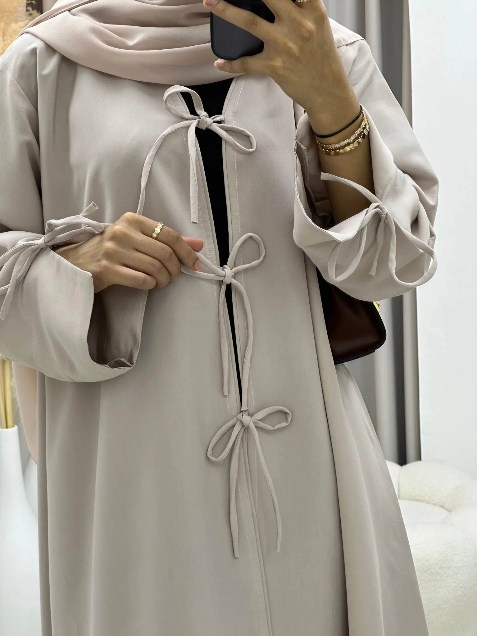 C RTW 0117-01 Nude Bow Abaya - Image 2