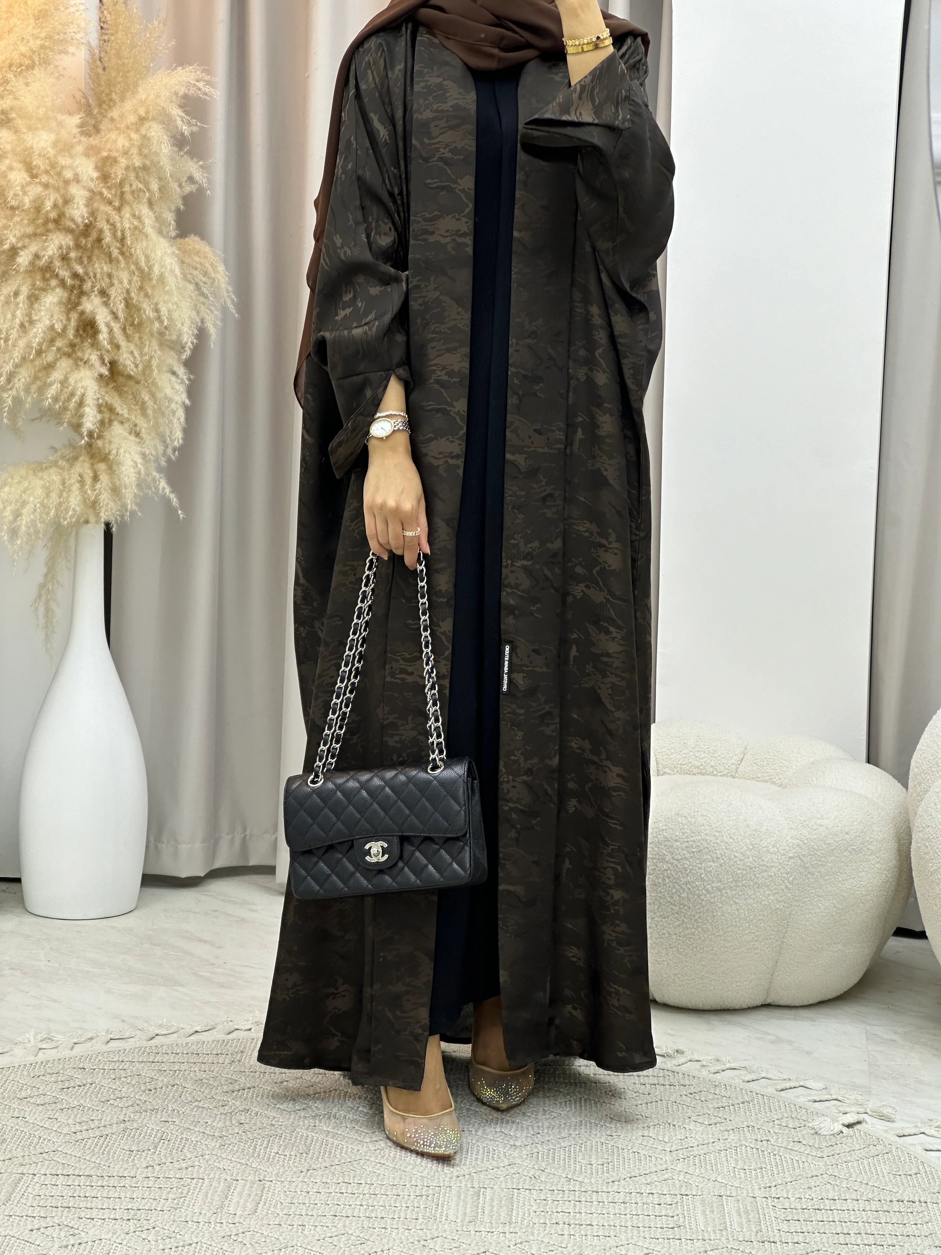 C RTW 0158-04 Brown Camo Bisht Abaya - Image 3
