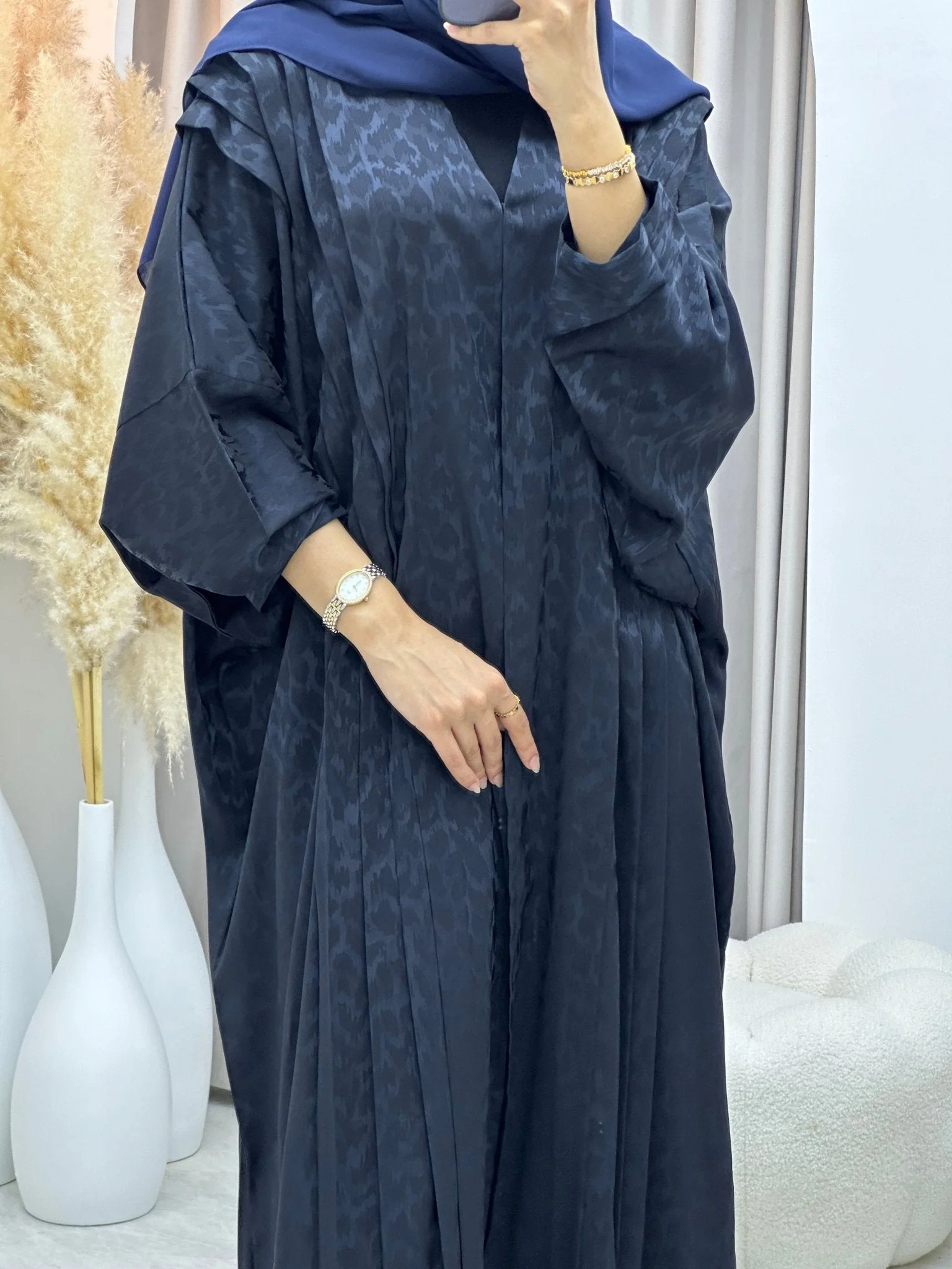 C RTW 0271 Navy Blue Leopard Print Abaya - Image 3