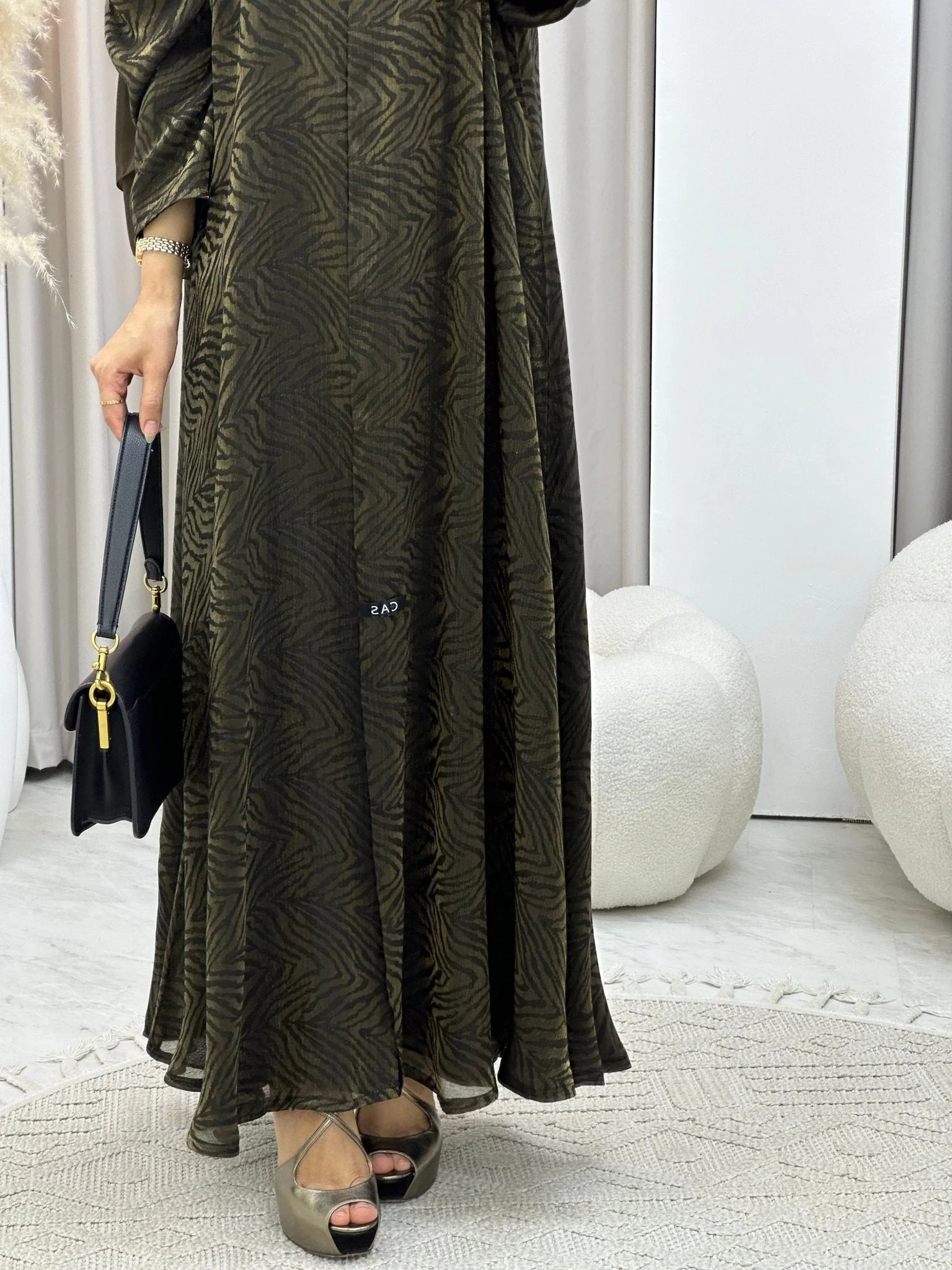 C RTW 0308-02 Gold Printed Abaya - Image 5