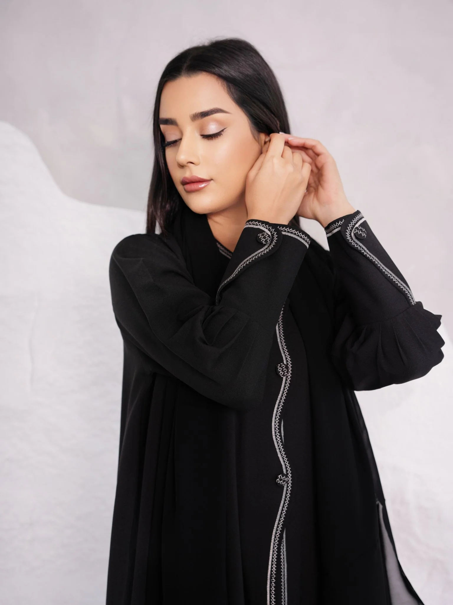 C RTW 0375 Black Abaya - Image 4