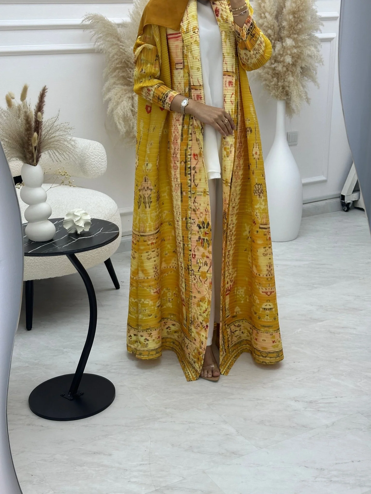 C RTW 05 Yellow Pleated Print Abaya - Image 6