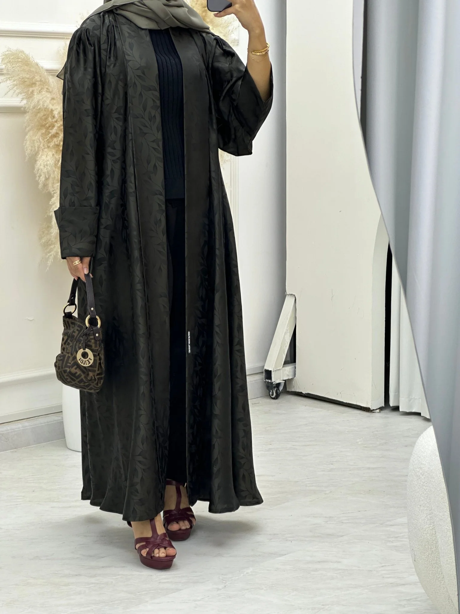C RTW 0632-03 Green Leaf Print Abaya - Image 4