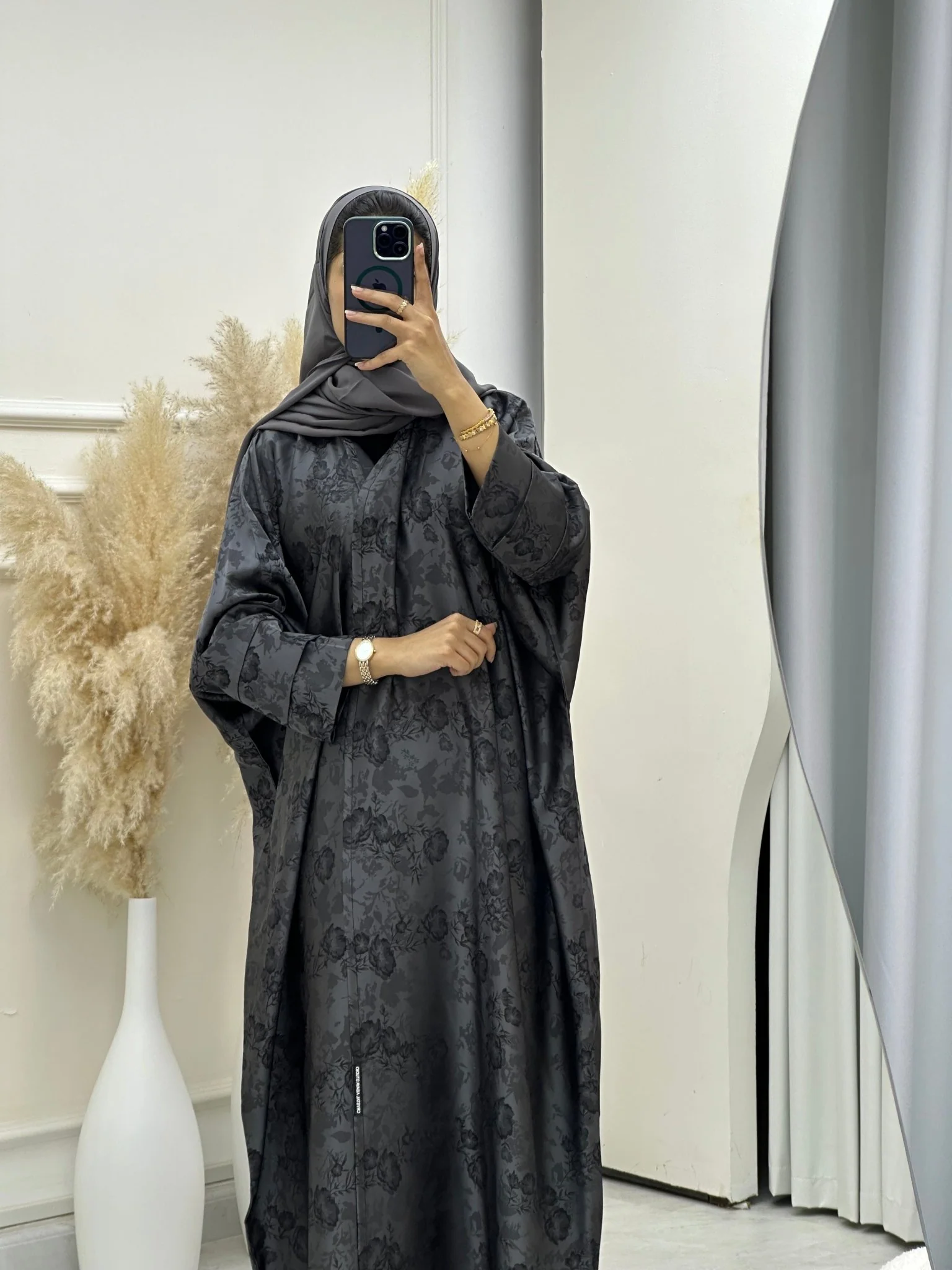 C RTW 0633-04 Grey Bisht Floral Abaya - Image 3