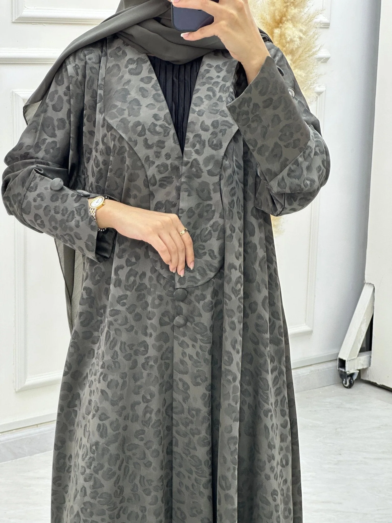 C RTW 0635-06 Olive Printed Abaya - Image 4
