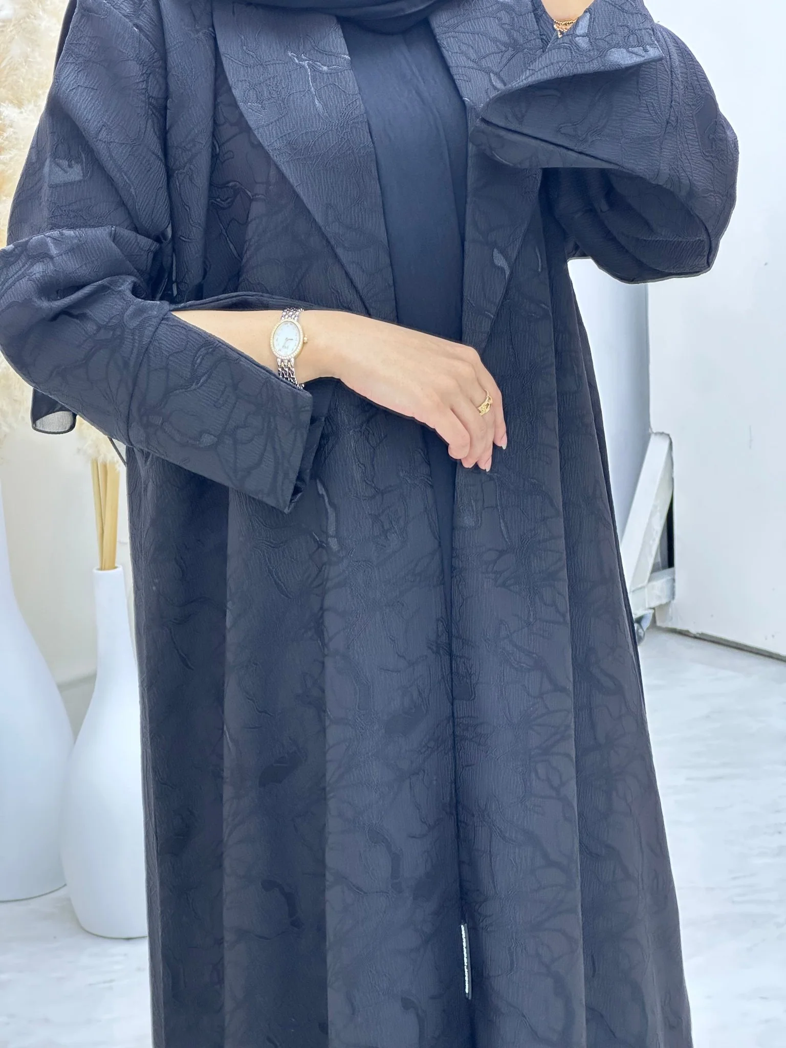 C RTW 0654 Black Coat Abaya