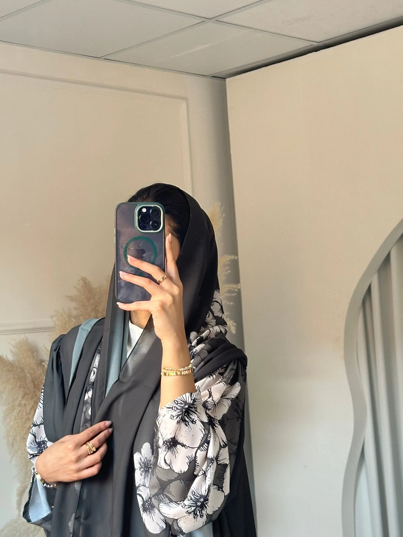 C RTW 0667 Olive Floral Printed Abaya - Image 7