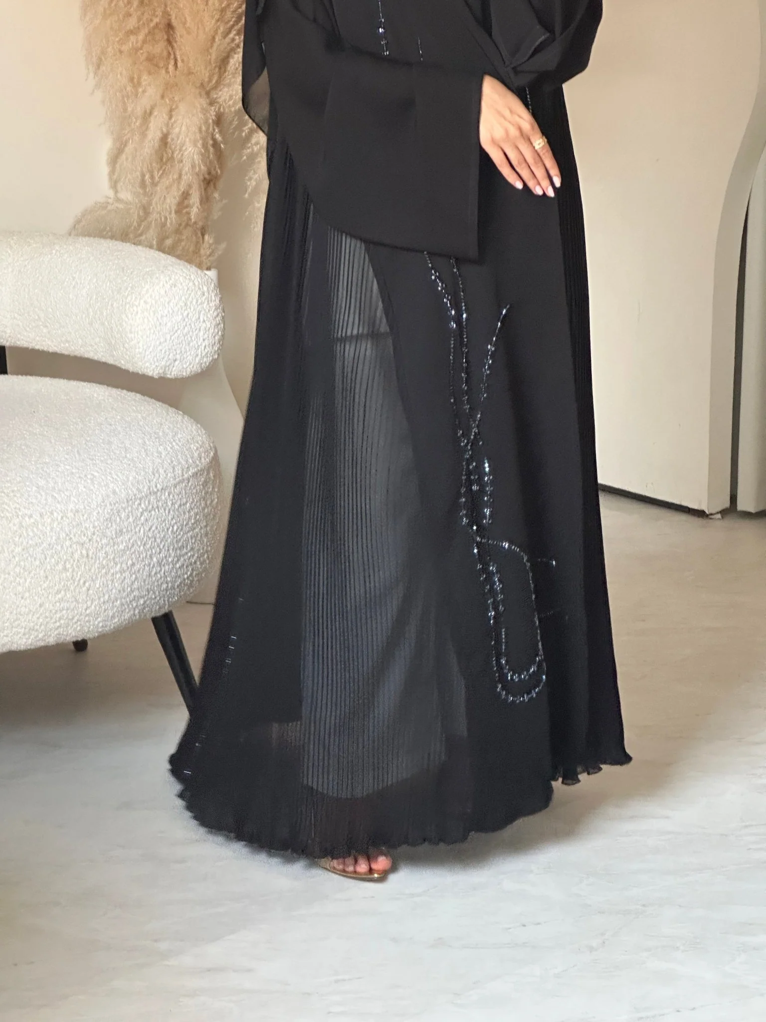 C 0695 Pleated Black Abaya - Image 4