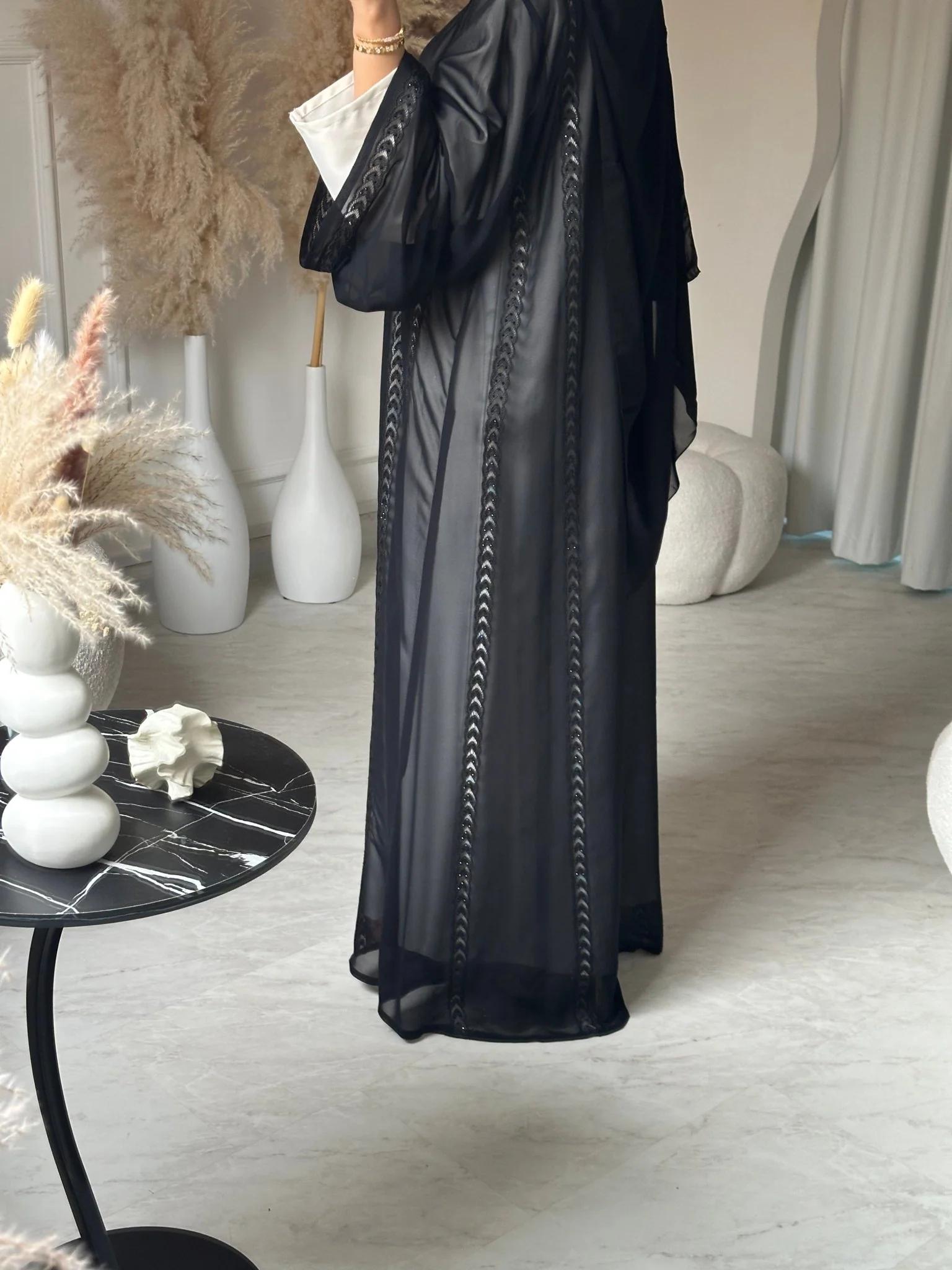 C 0947 Black Lace Abaya - Image 5