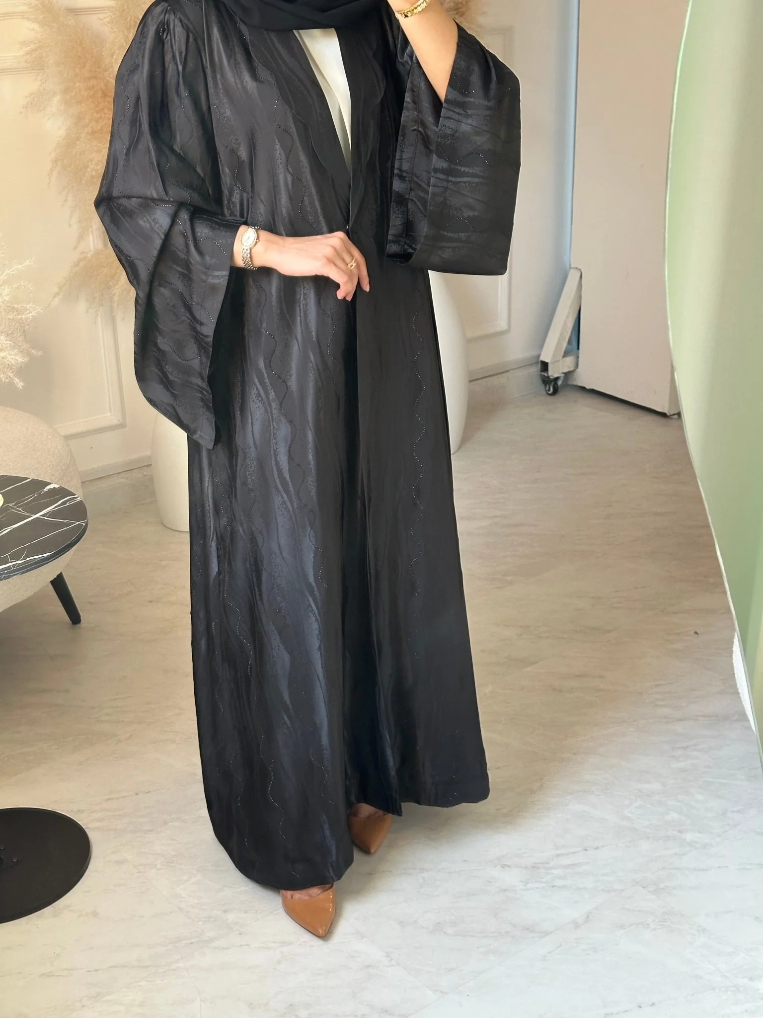 C 1055 Black Printed Abaya - Image 2