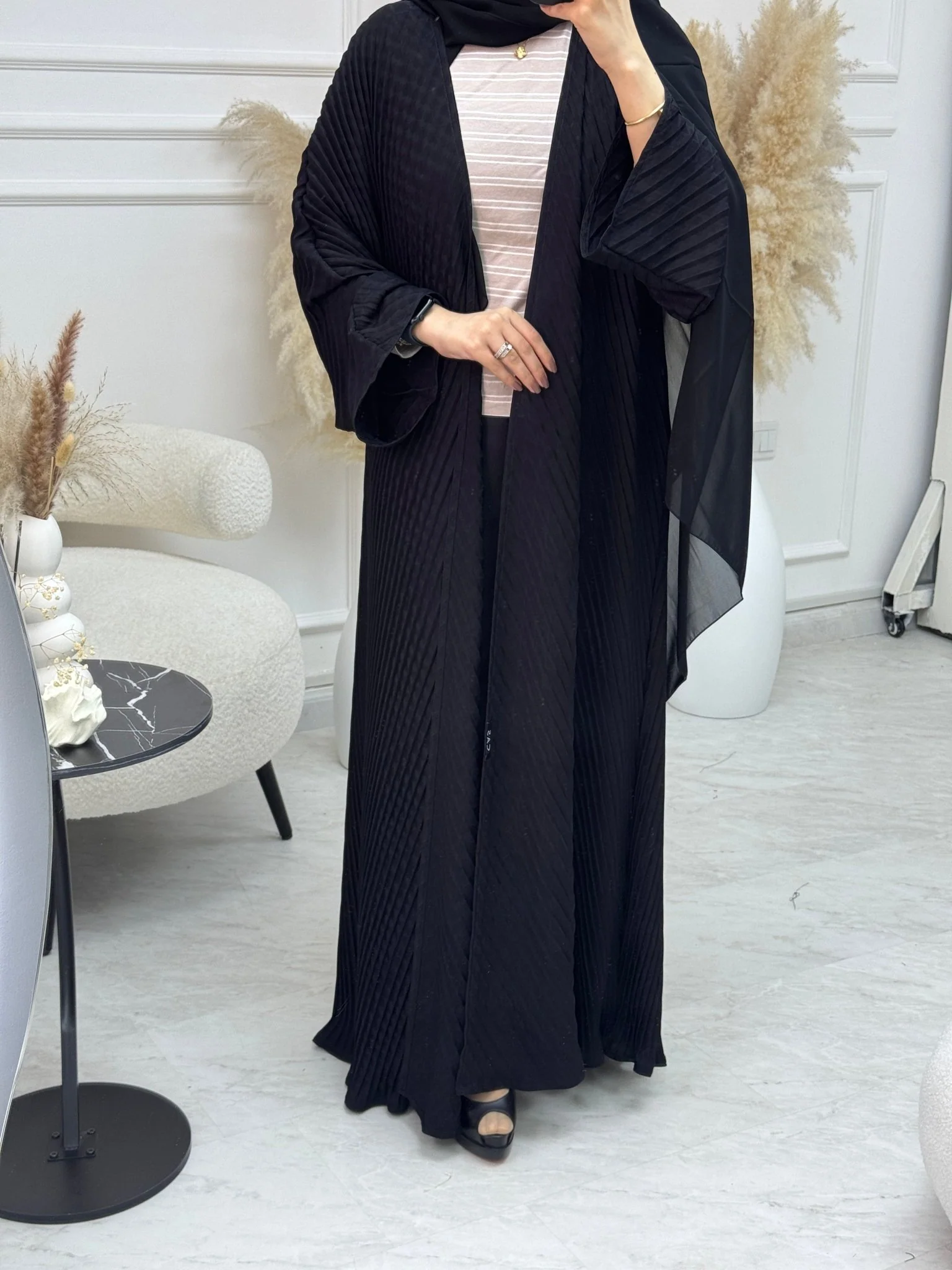 C RTW 1087 Black Pleated Abaya - Image 3