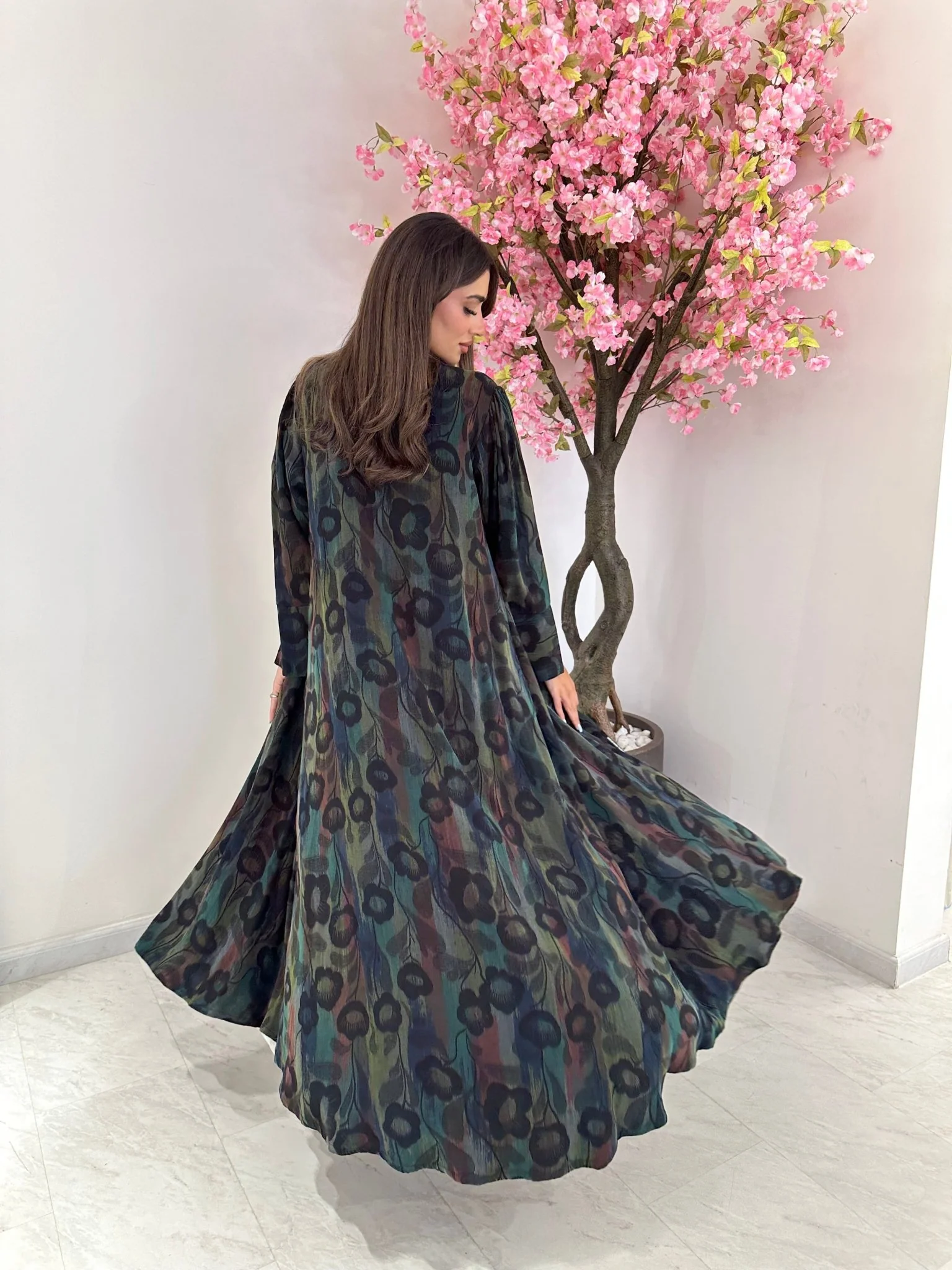 C RTW 1170 Premium Printed Abaya - Image 3