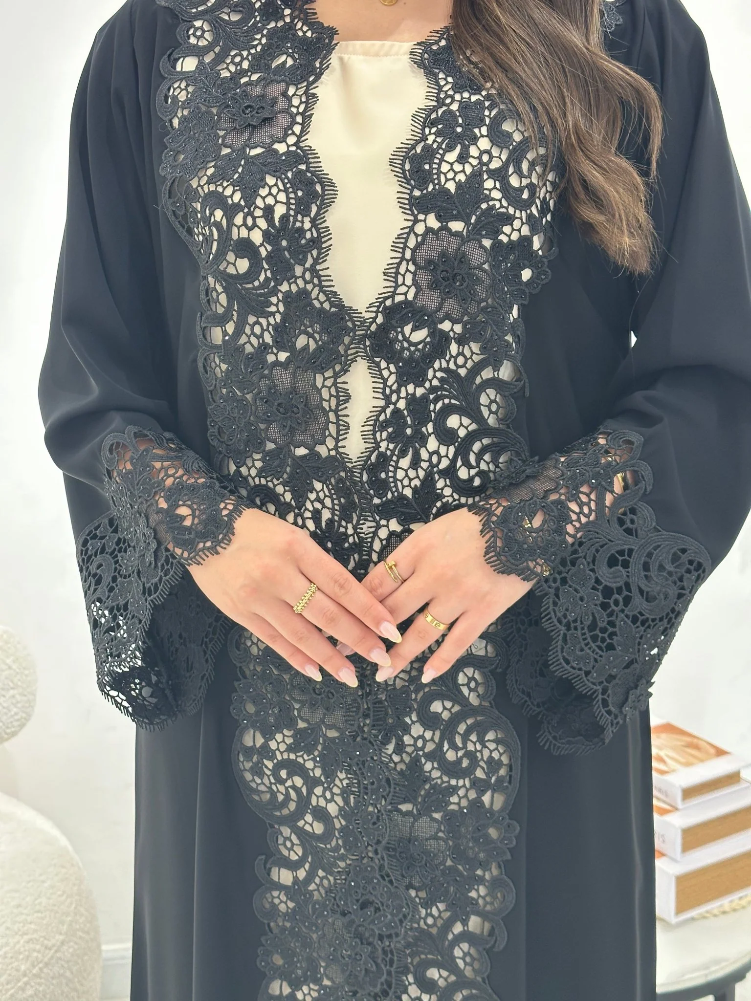 C 1319 Black Lace Abaya - Image 4