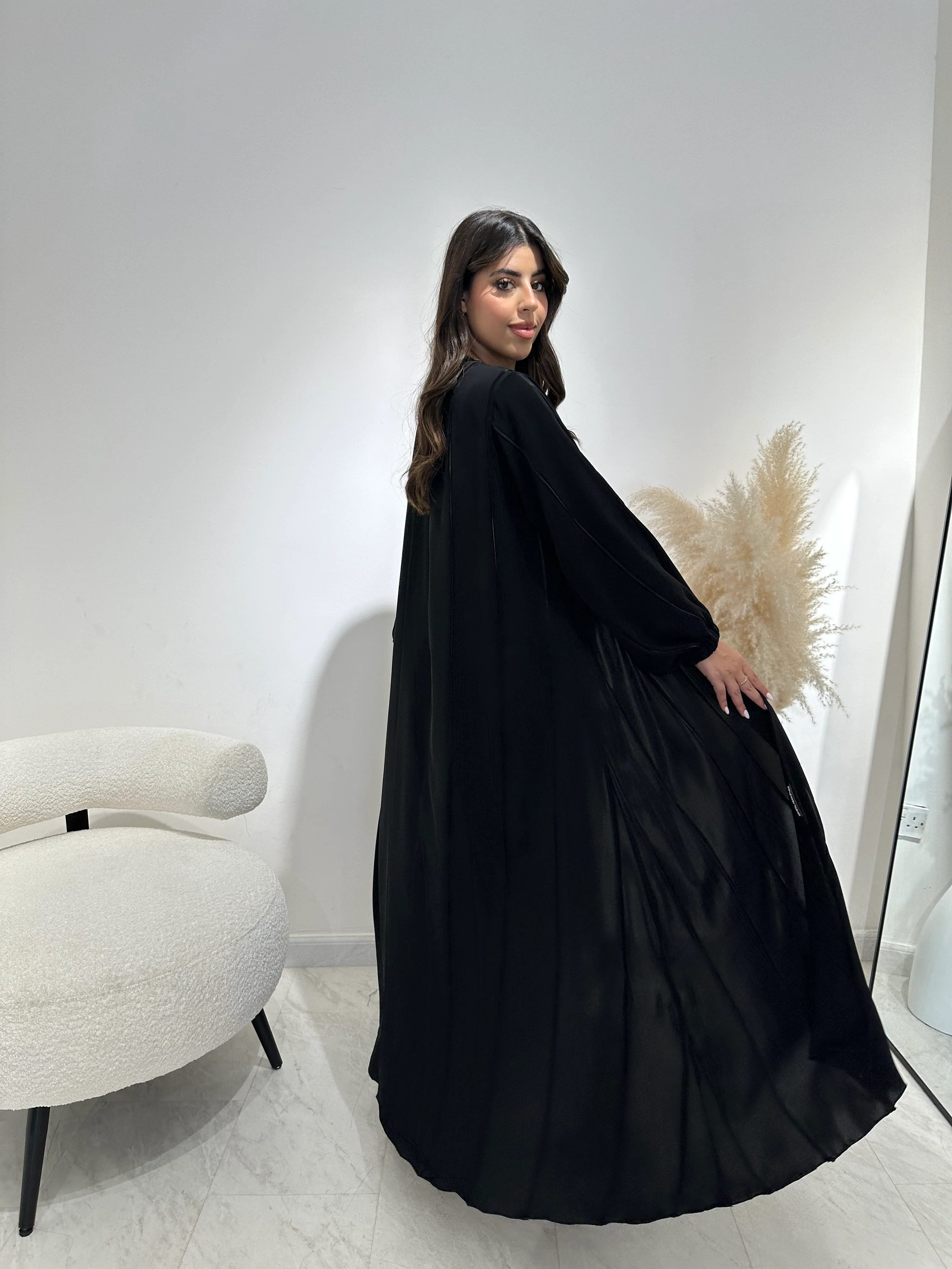 C 1387 Striped Black Abaya - Image 4
