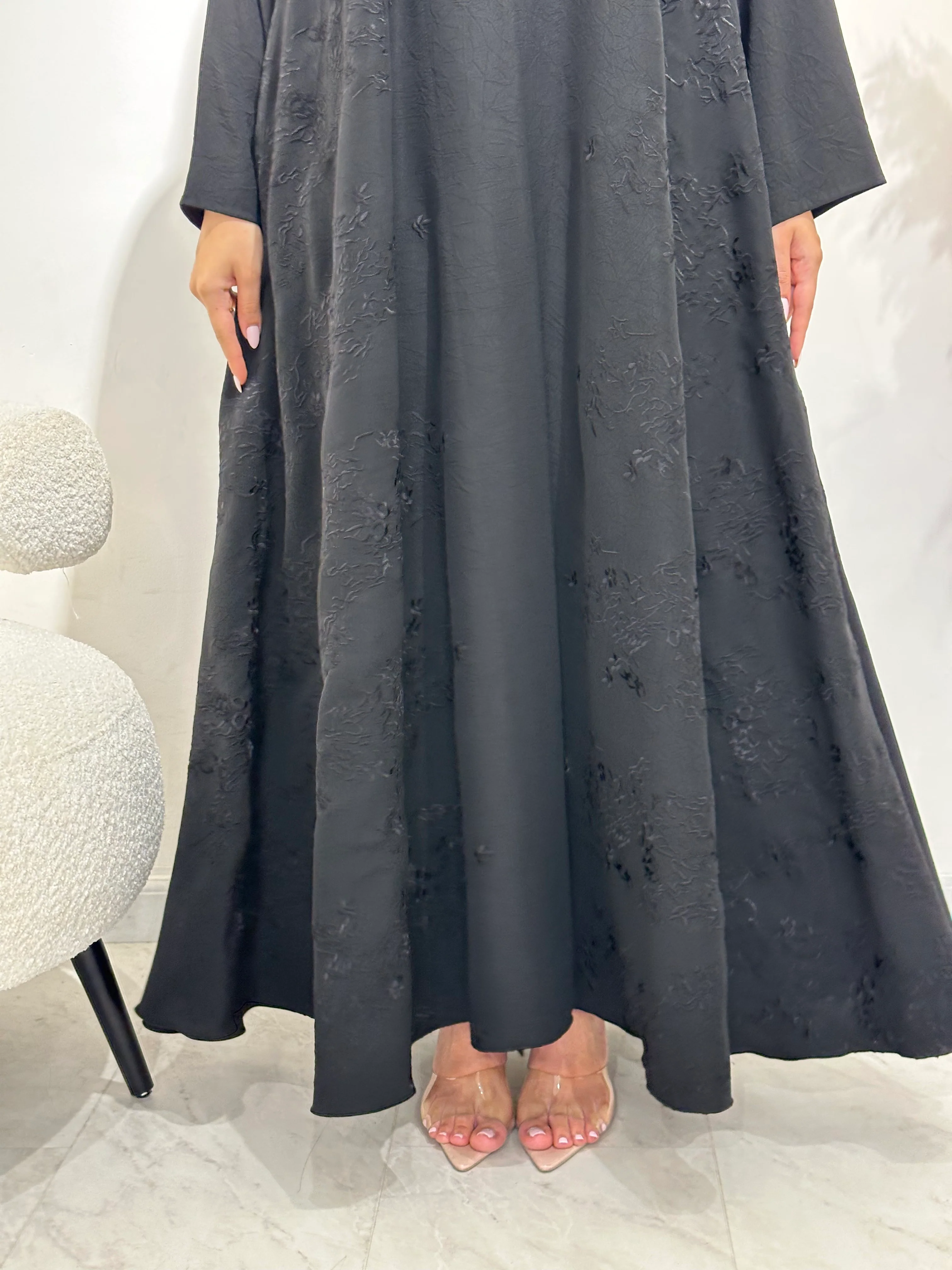 C 1390 Floral Black Abaya - Image 4