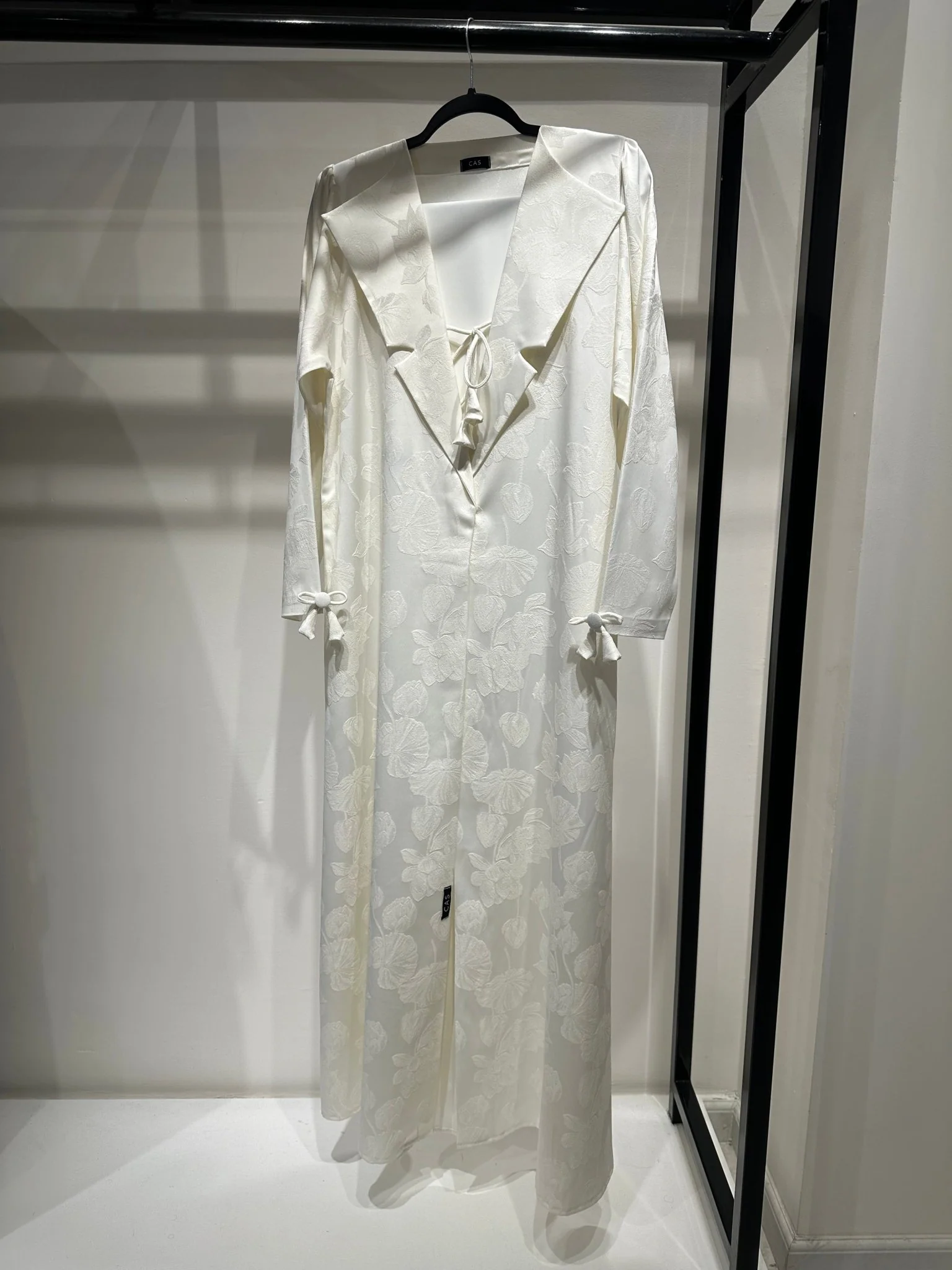 C 1416-05 White Coat Abaya - Image 2