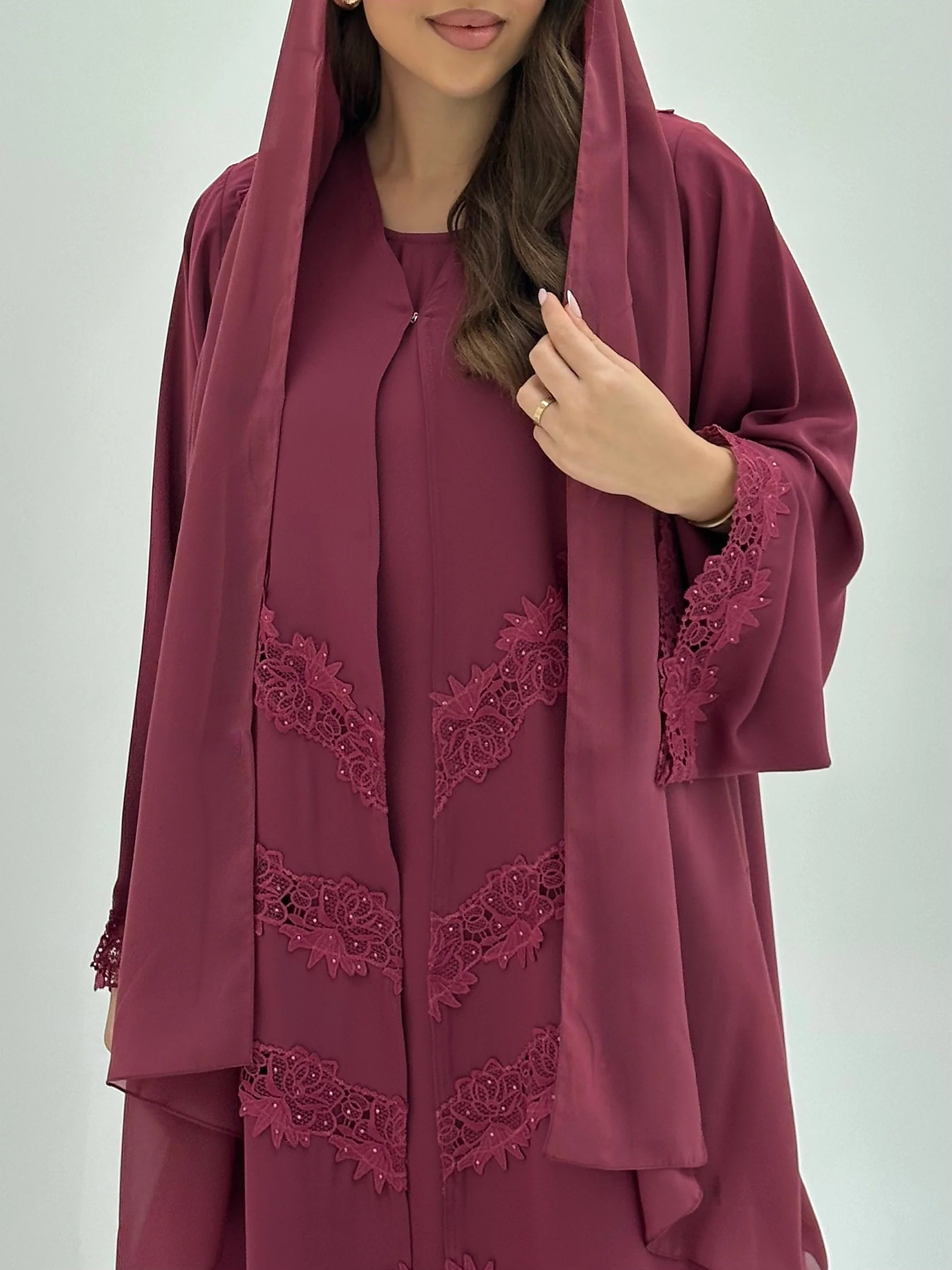 C RTW 1807 Dark Fuchsia Lace Abaya