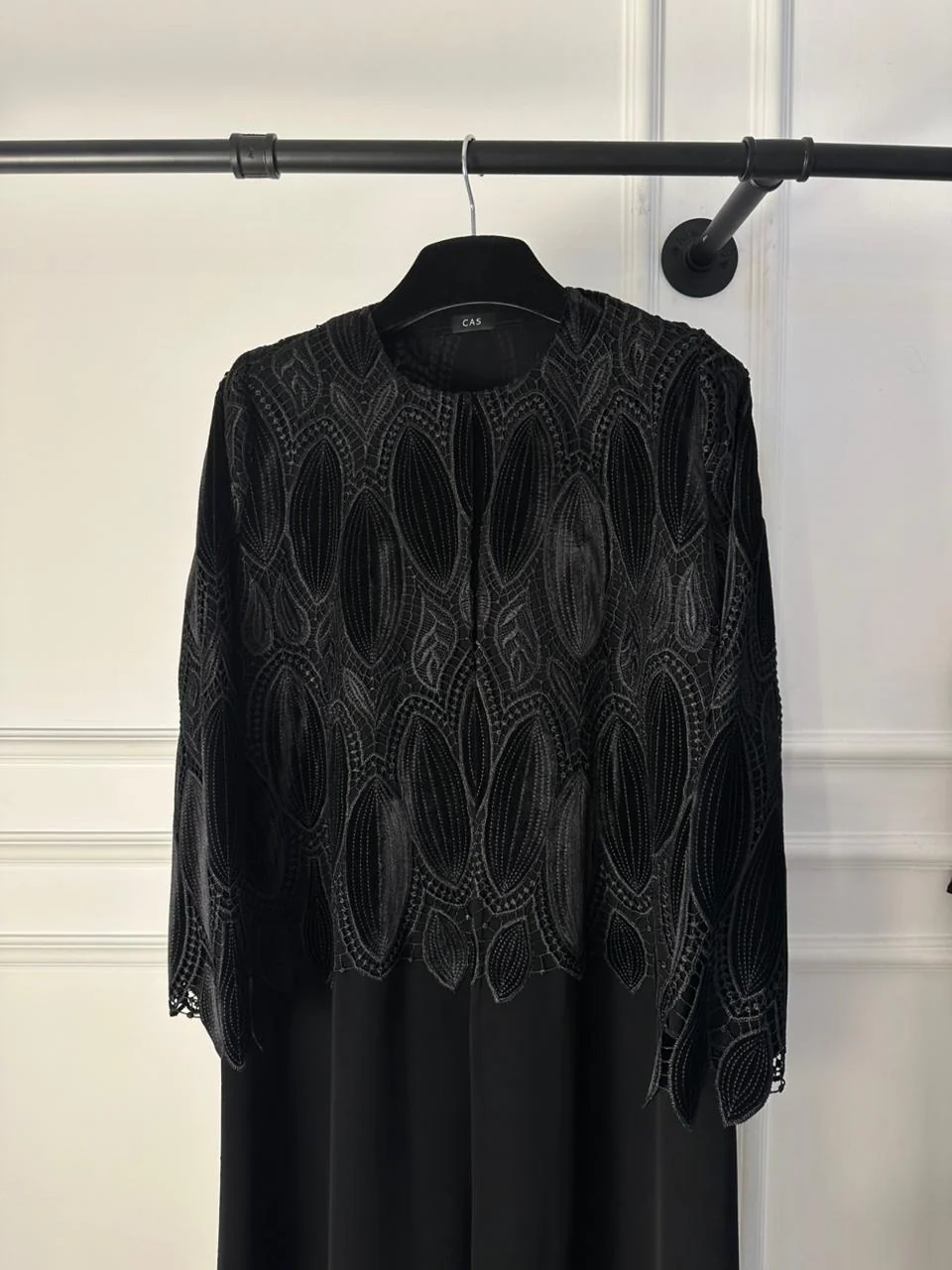 C 1892 Black Velvet Dantel Abaya - Image 4