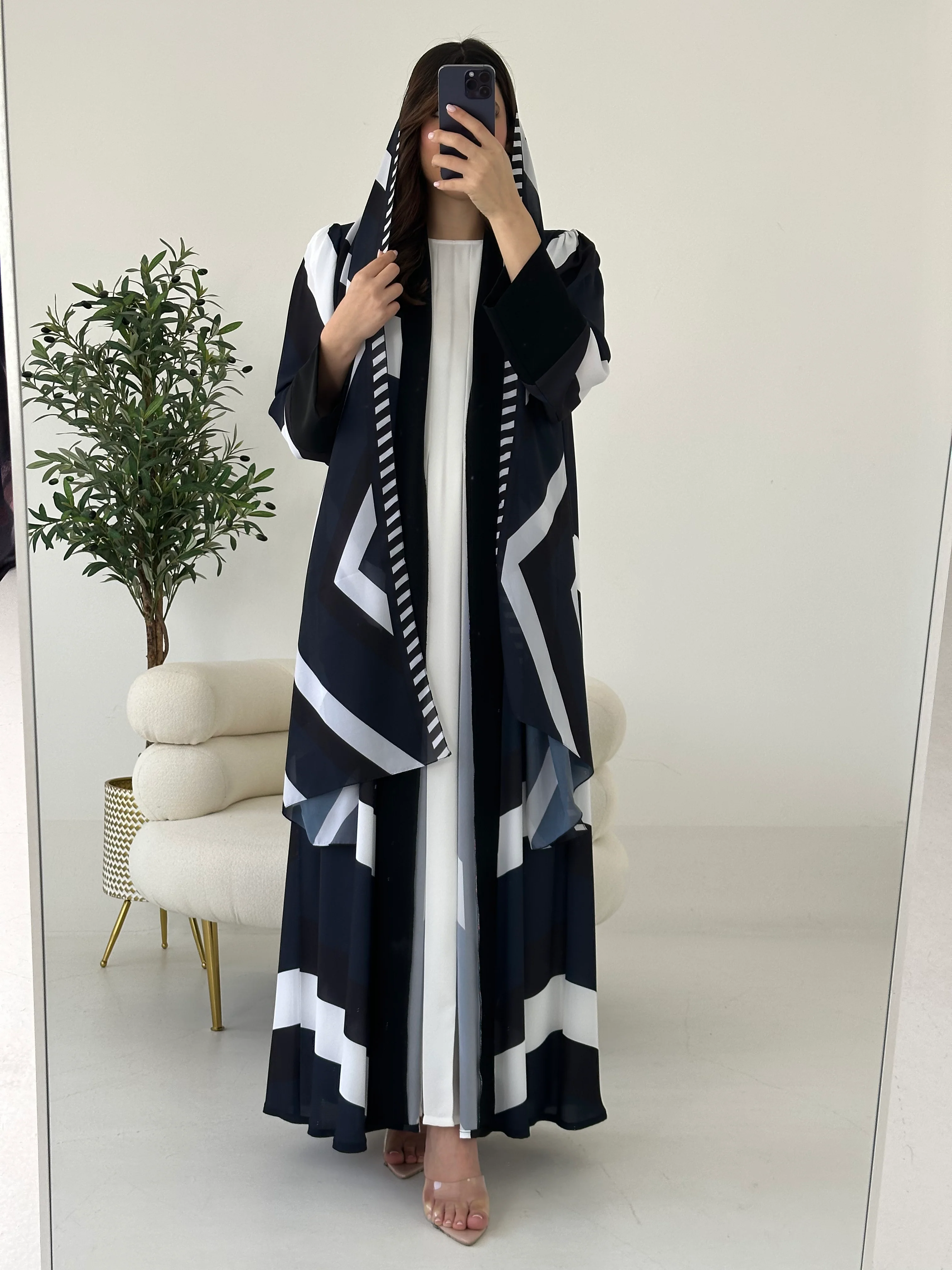 C 2264 Black White Printed Abaya - Image 2