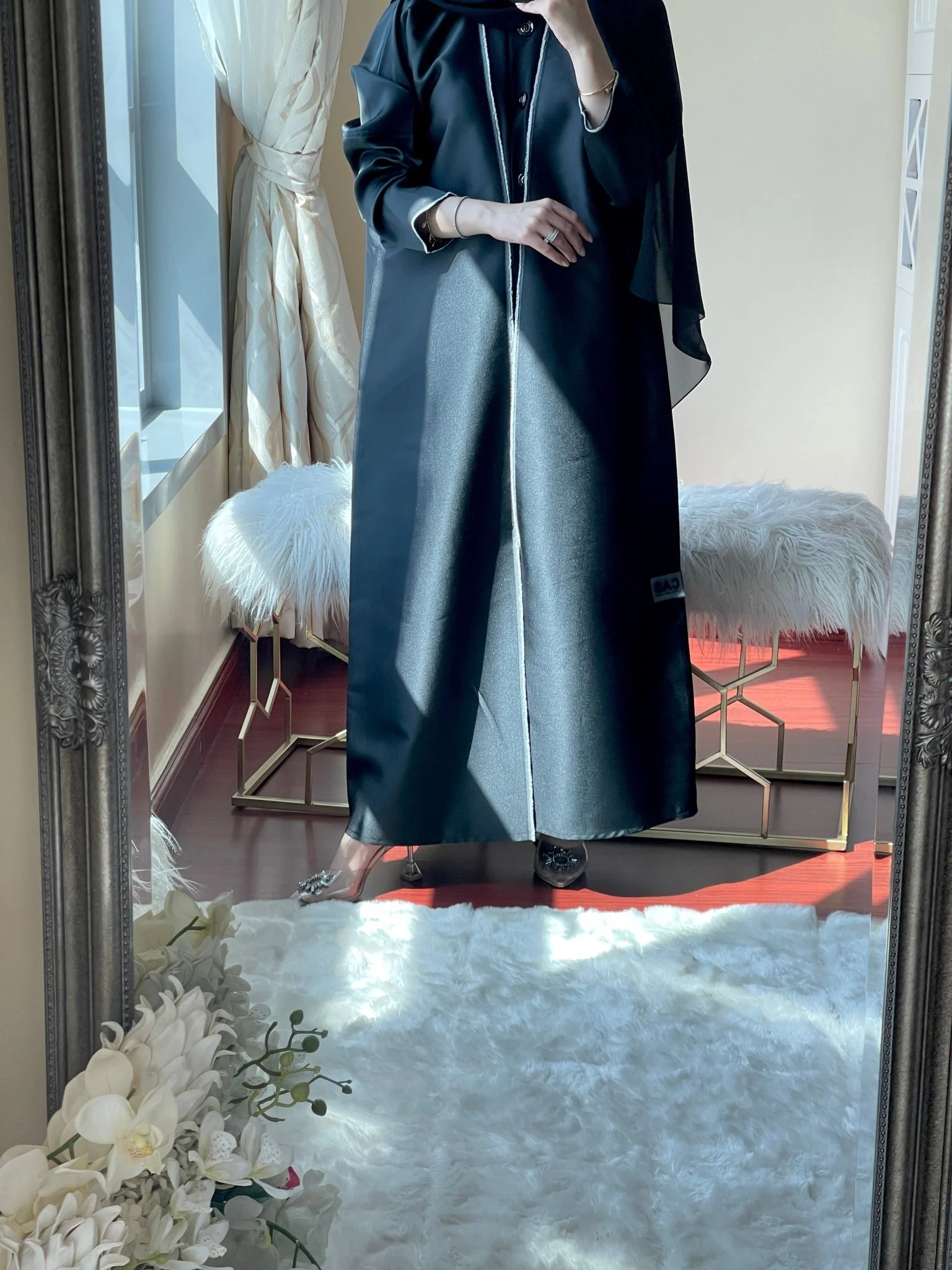 C-RTW-Duotone-Black-Satin-Abaya - Image 4