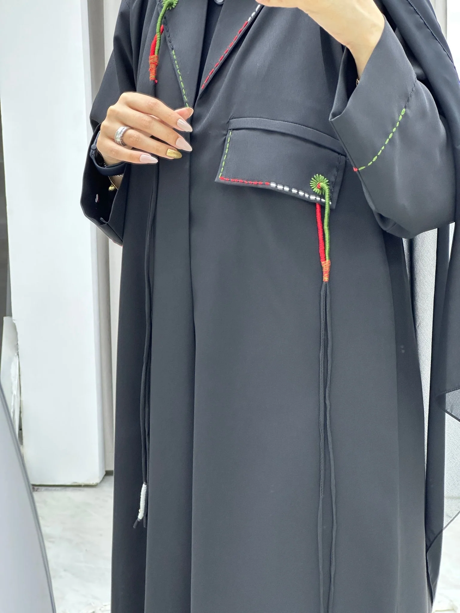 C RTW Emirati National Day Abaya 01 - Image 2